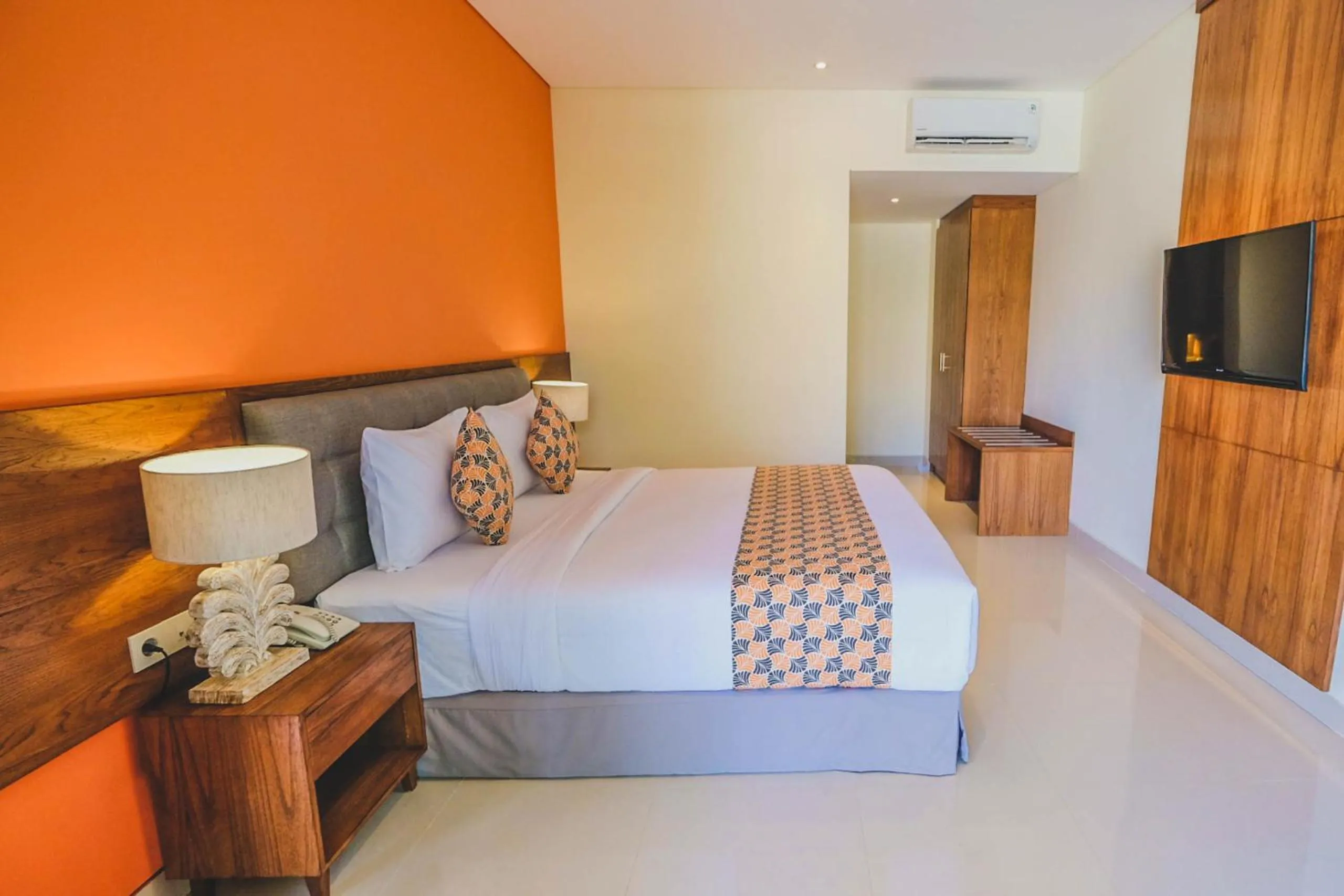 Bed in Kahayana Suites Ubud