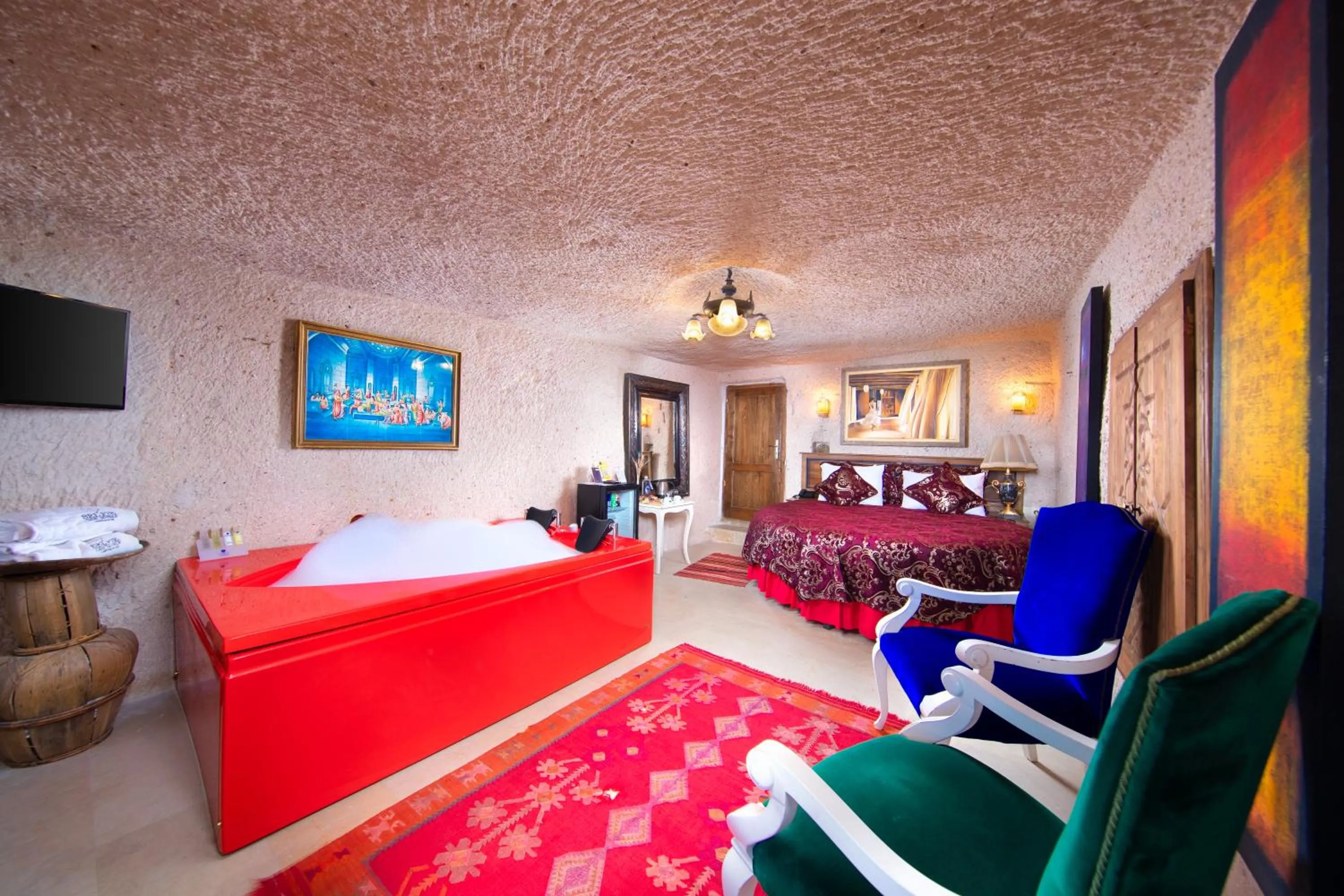 Bed in Cappadocia Fairy Chimneys Selfie Cave Hotels - Special Class