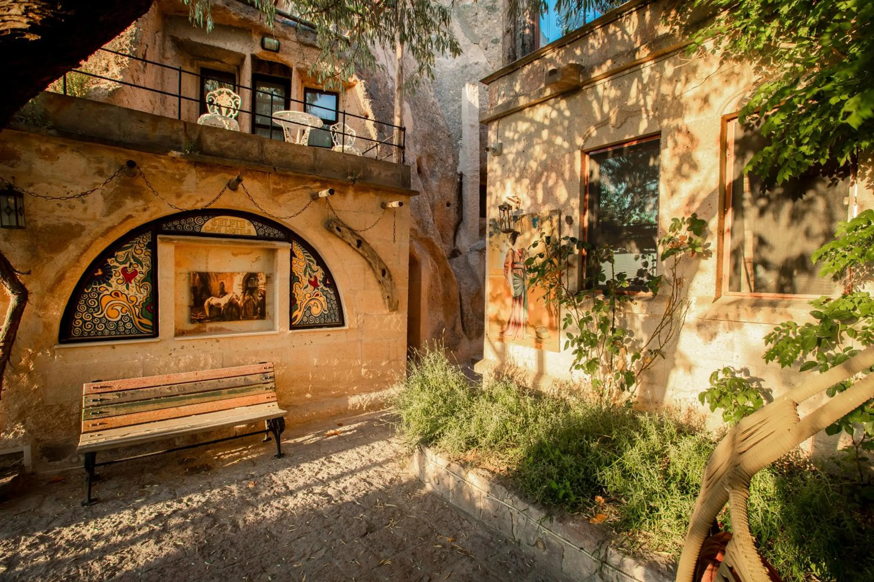Spring in Cappadocia Fairy Chimneys Selfie Cave Hotels - Special Class