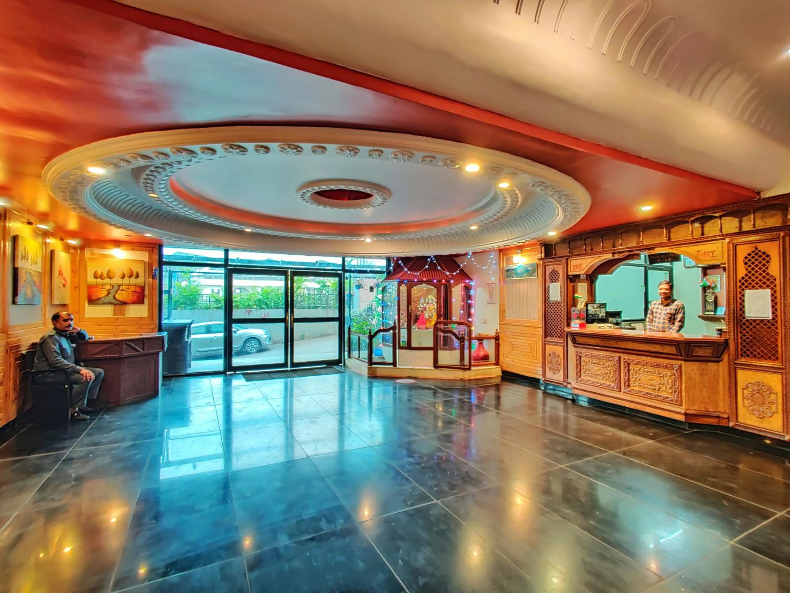 Lobby or reception in Hotel Pratap Heritage