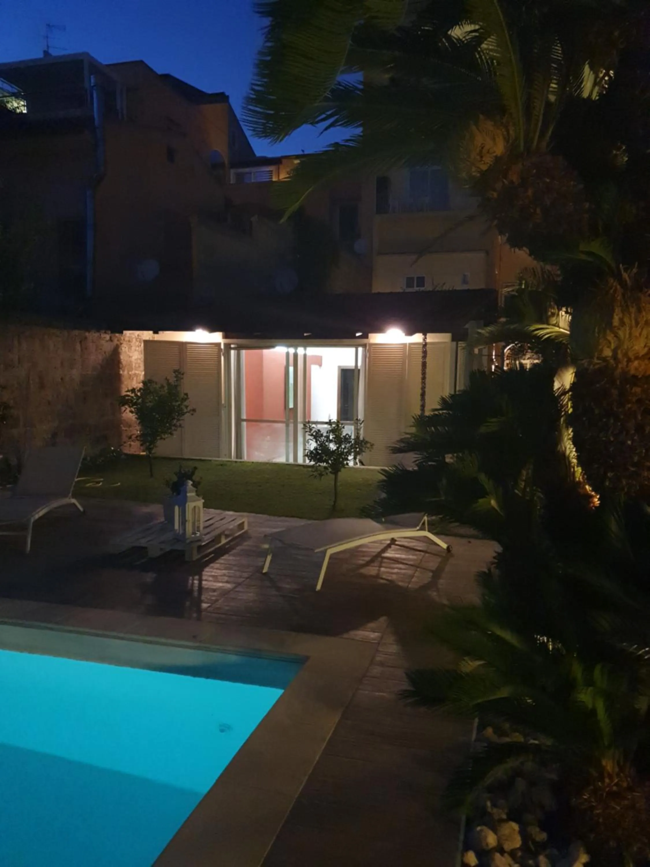 Property building in Casa Castagna