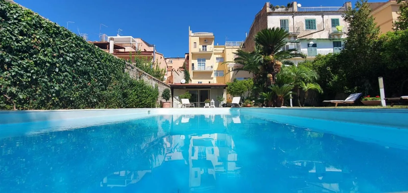 Swimming pool in Casa Castagna