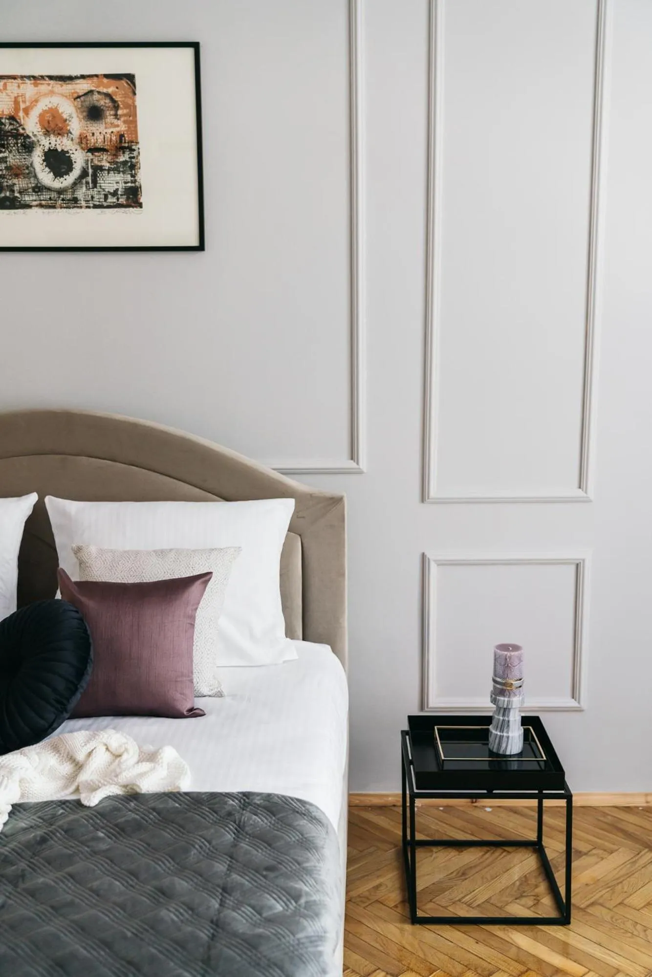 Photo of the whole room, Bed in Luna Apartment - LoftAffair