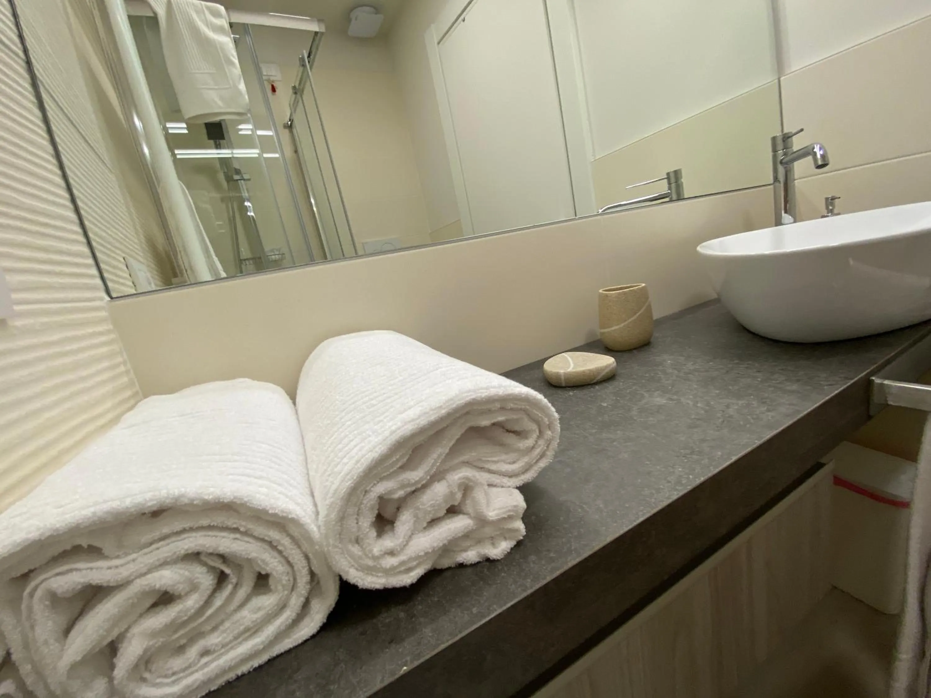 Bathroom in Affittacamere Ventisettembre