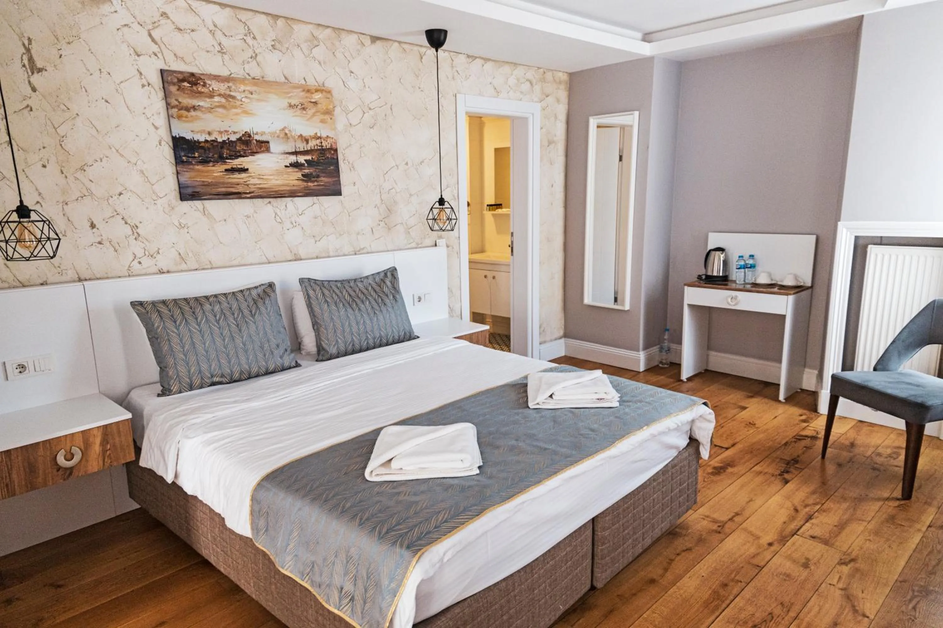 Bed in Galata Door Hotel