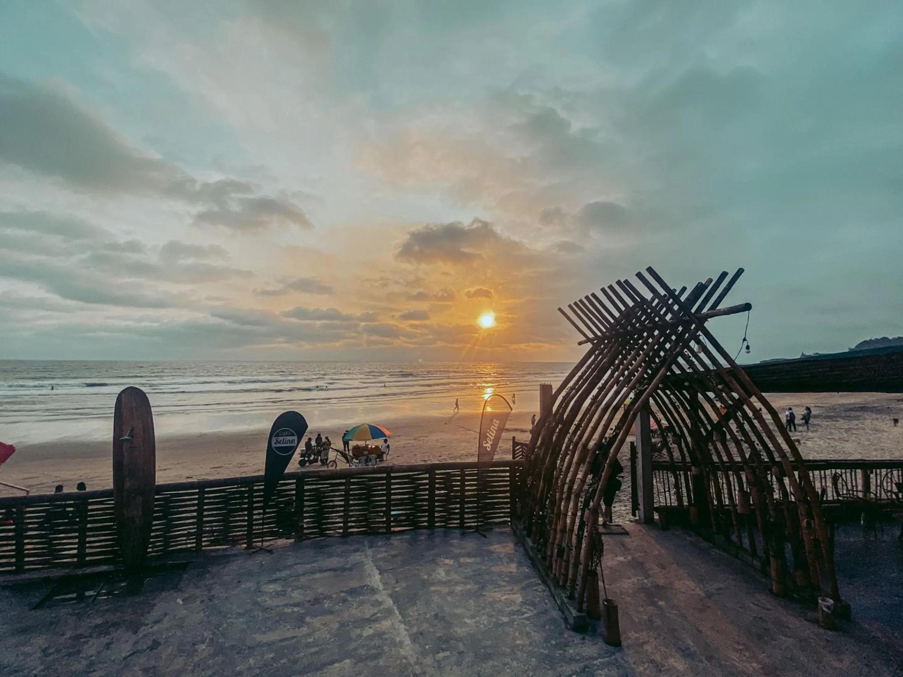 Beach in Slumber Party Montañita