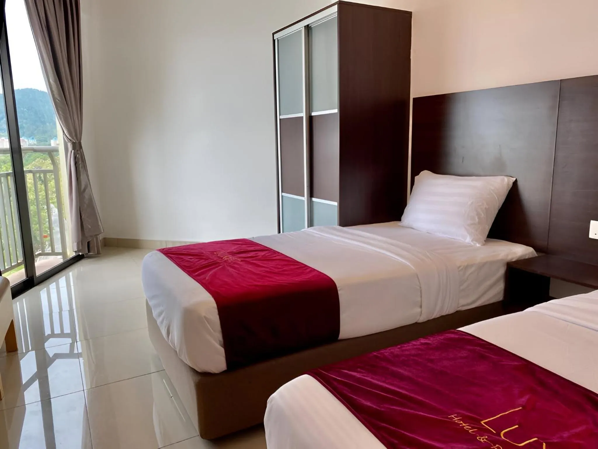 Marina Heights Hotel Residences