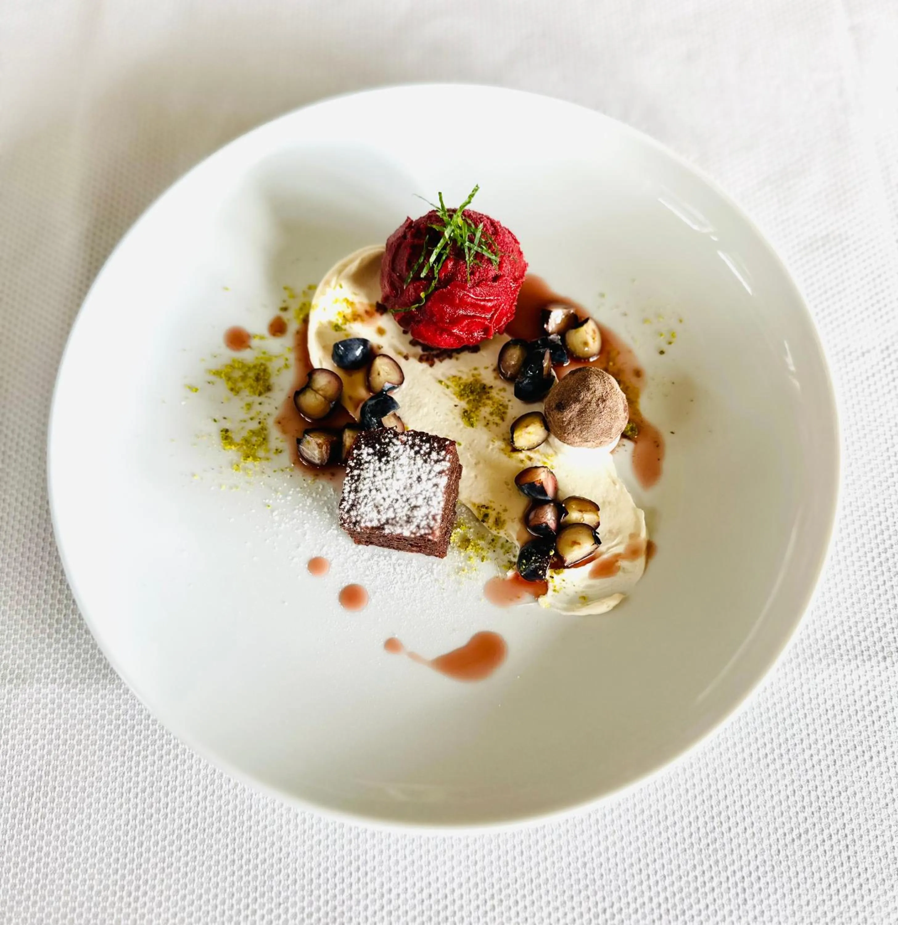 Restaurant/places to eat in Boutique Hotel Dorer