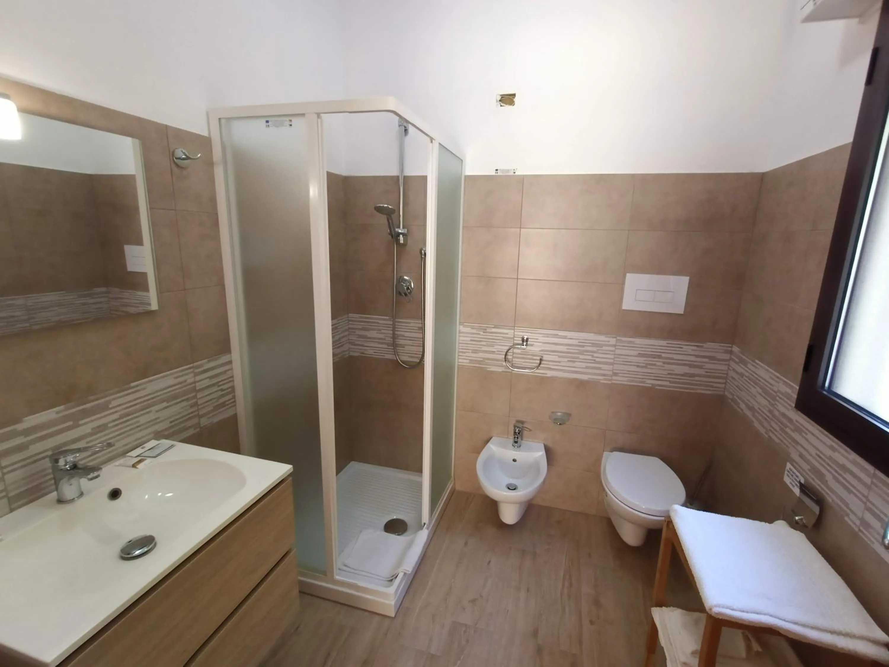 Shower in B&B Villa Sara Falconara