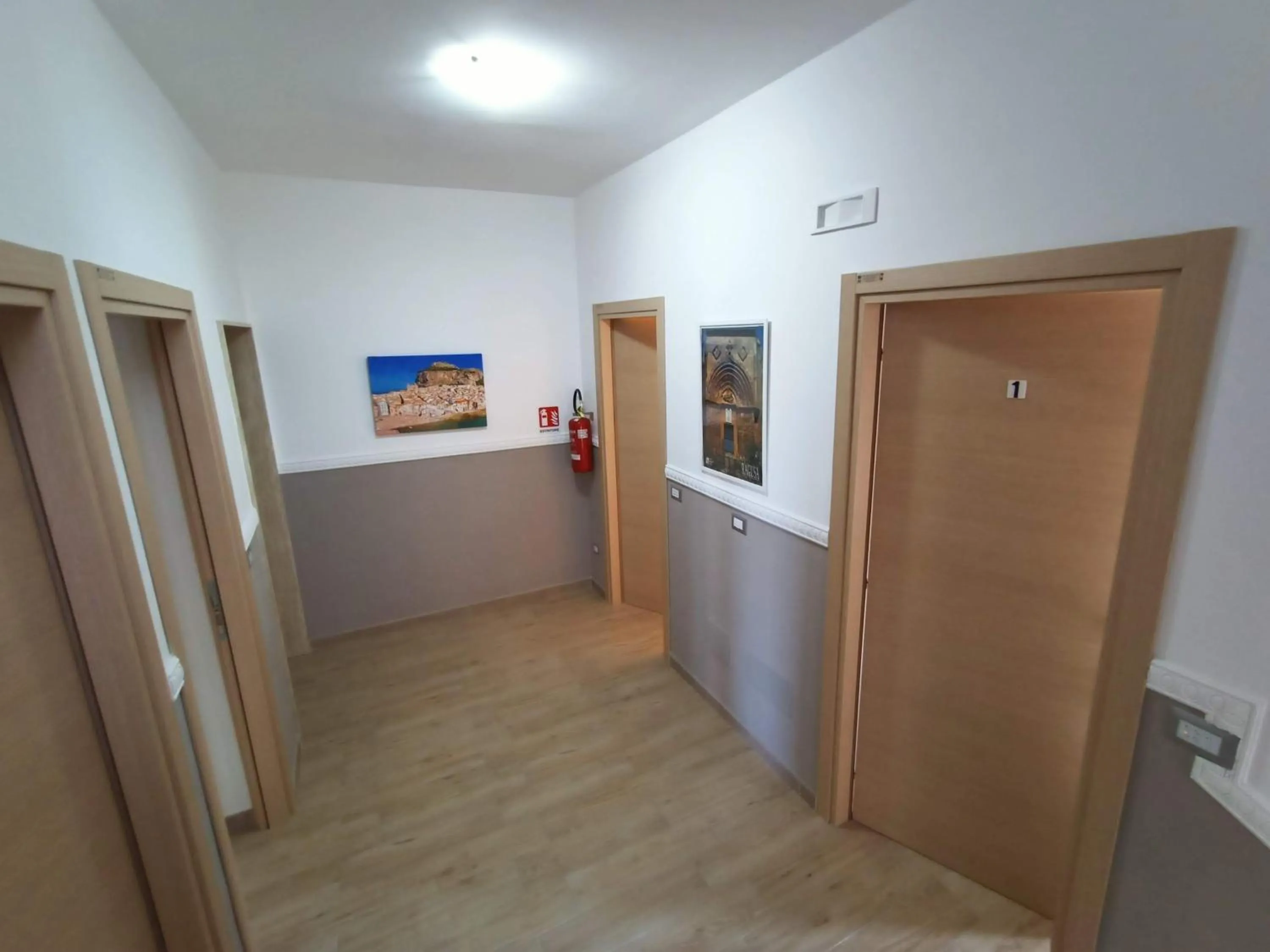 Floor plan in B&B Villa Sara Falconara