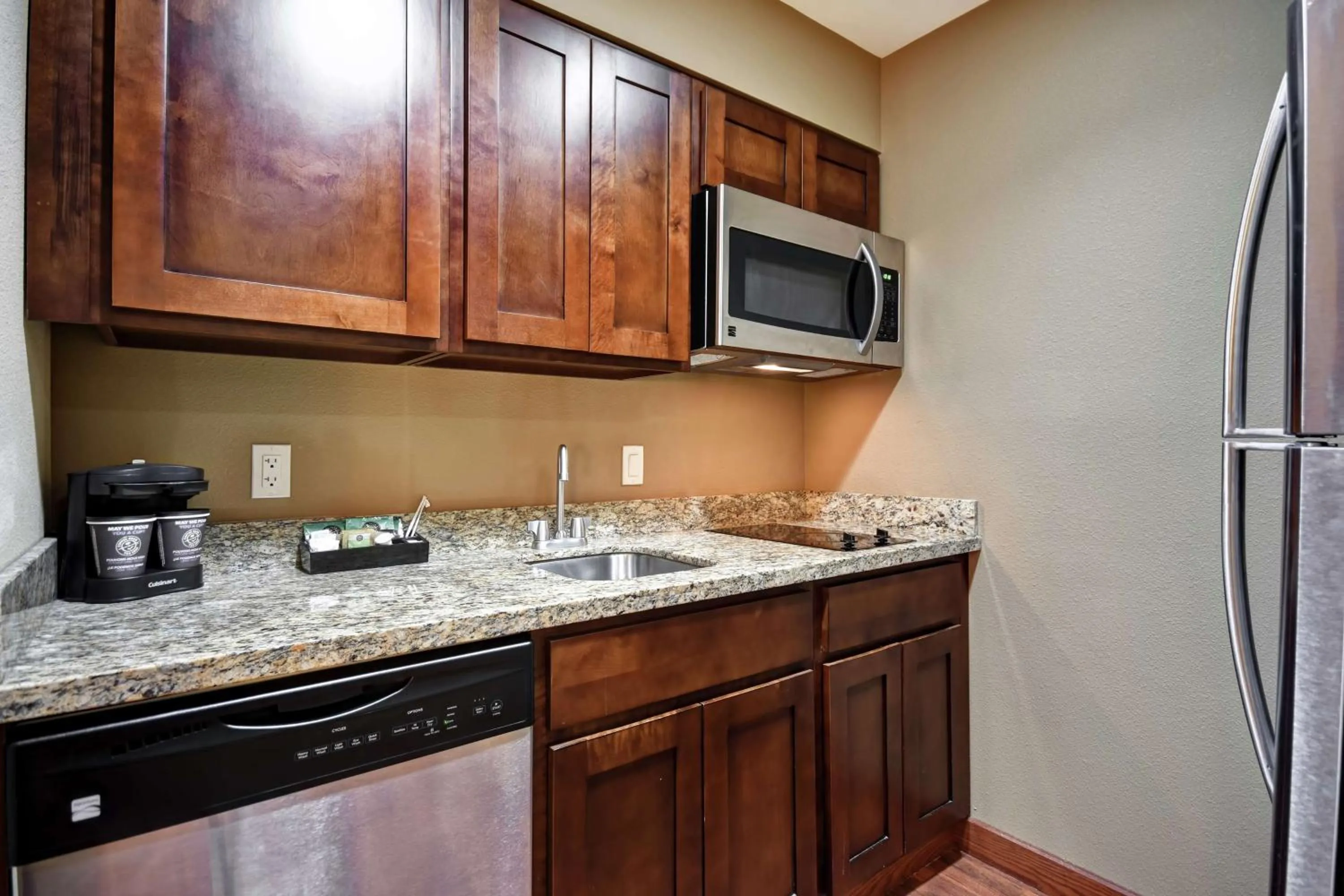 Kitchen or kitchenette in Homewood Suites by Hilton Kalispell