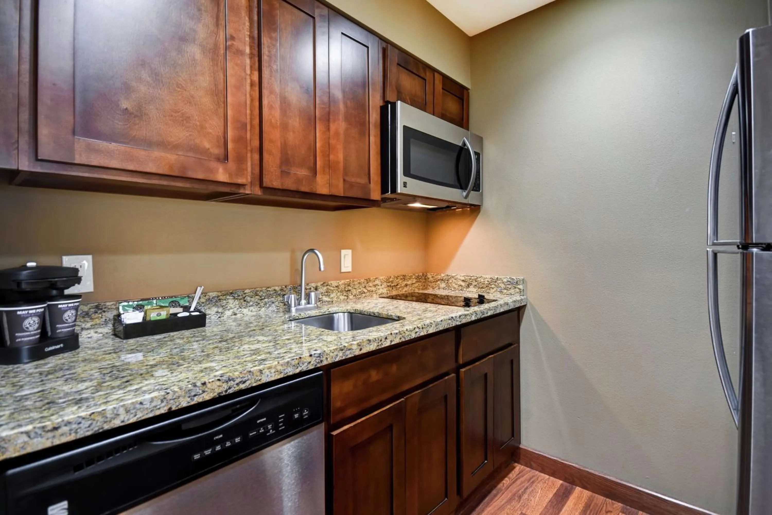 Kitchen or kitchenette in Homewood Suites by Hilton Kalispell