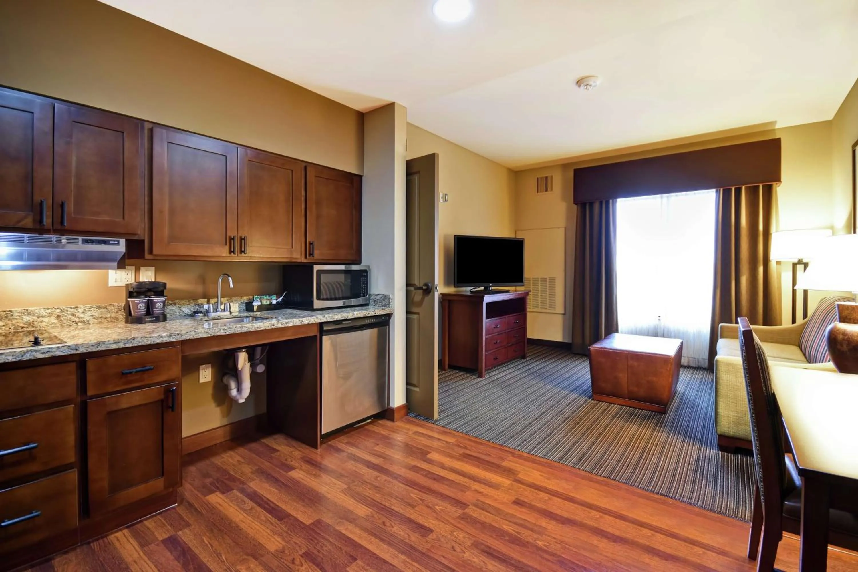 Bedroom in Homewood Suites by Hilton Kalispell