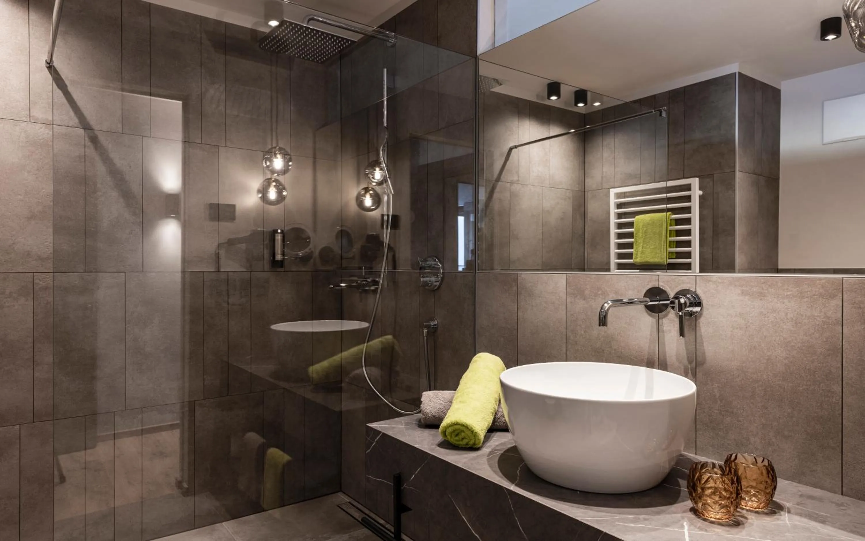 Shower in Surega - Idyllic Farmhouse