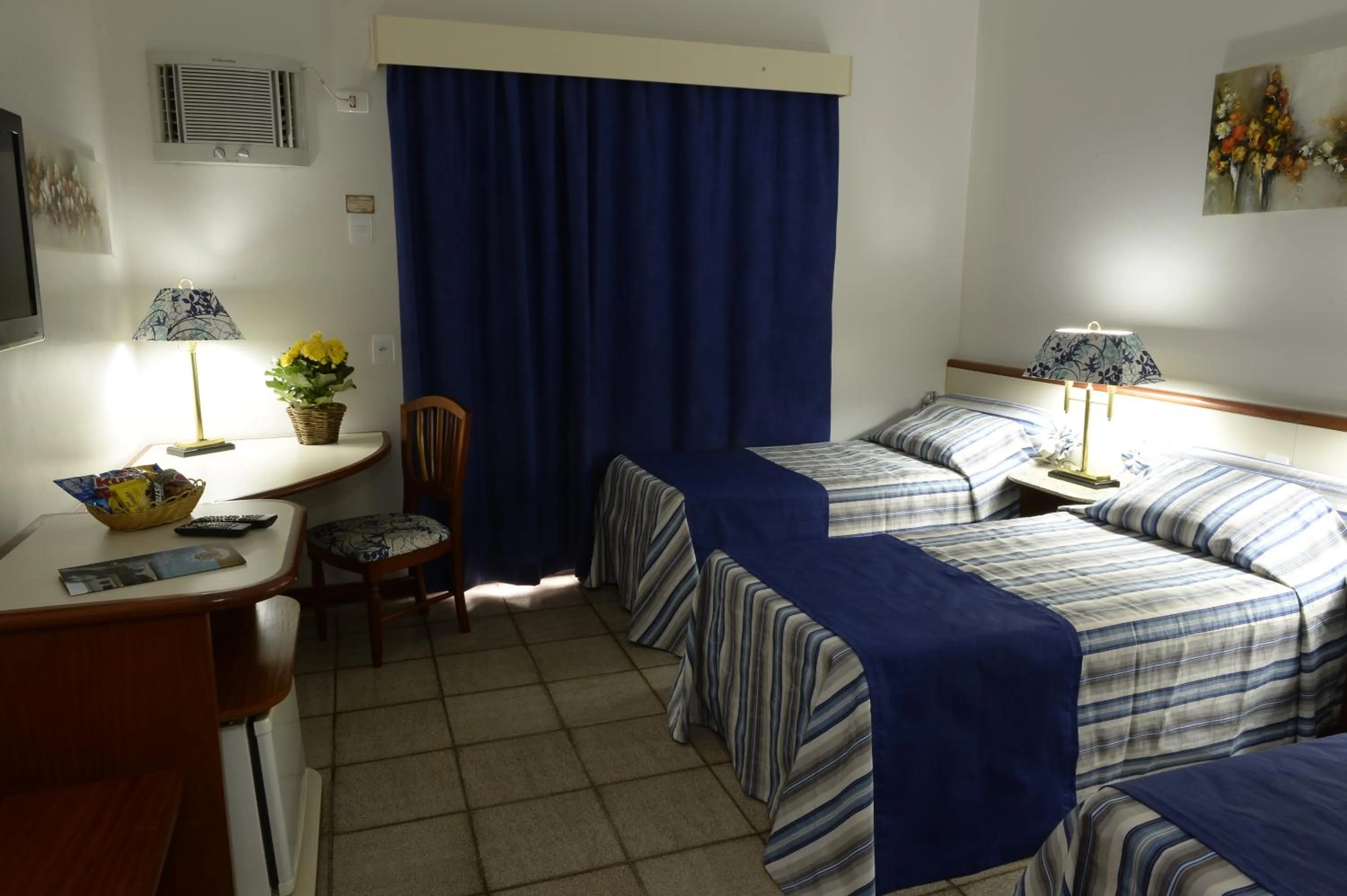 Bedroom in Hotel Colonial Plaza