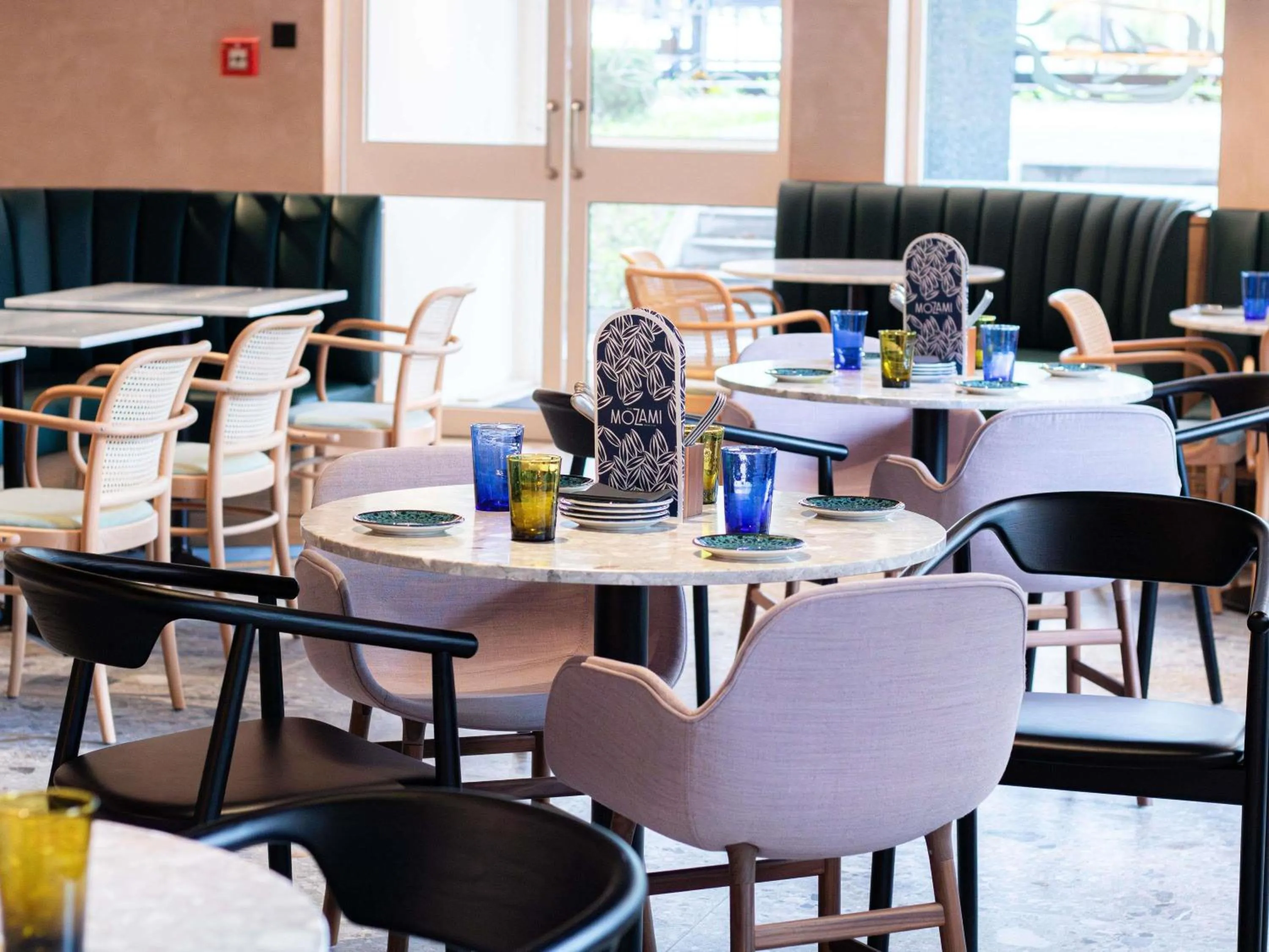 Restaurant/places to eat in Novotel Zürich Airport Messe - newly renovated