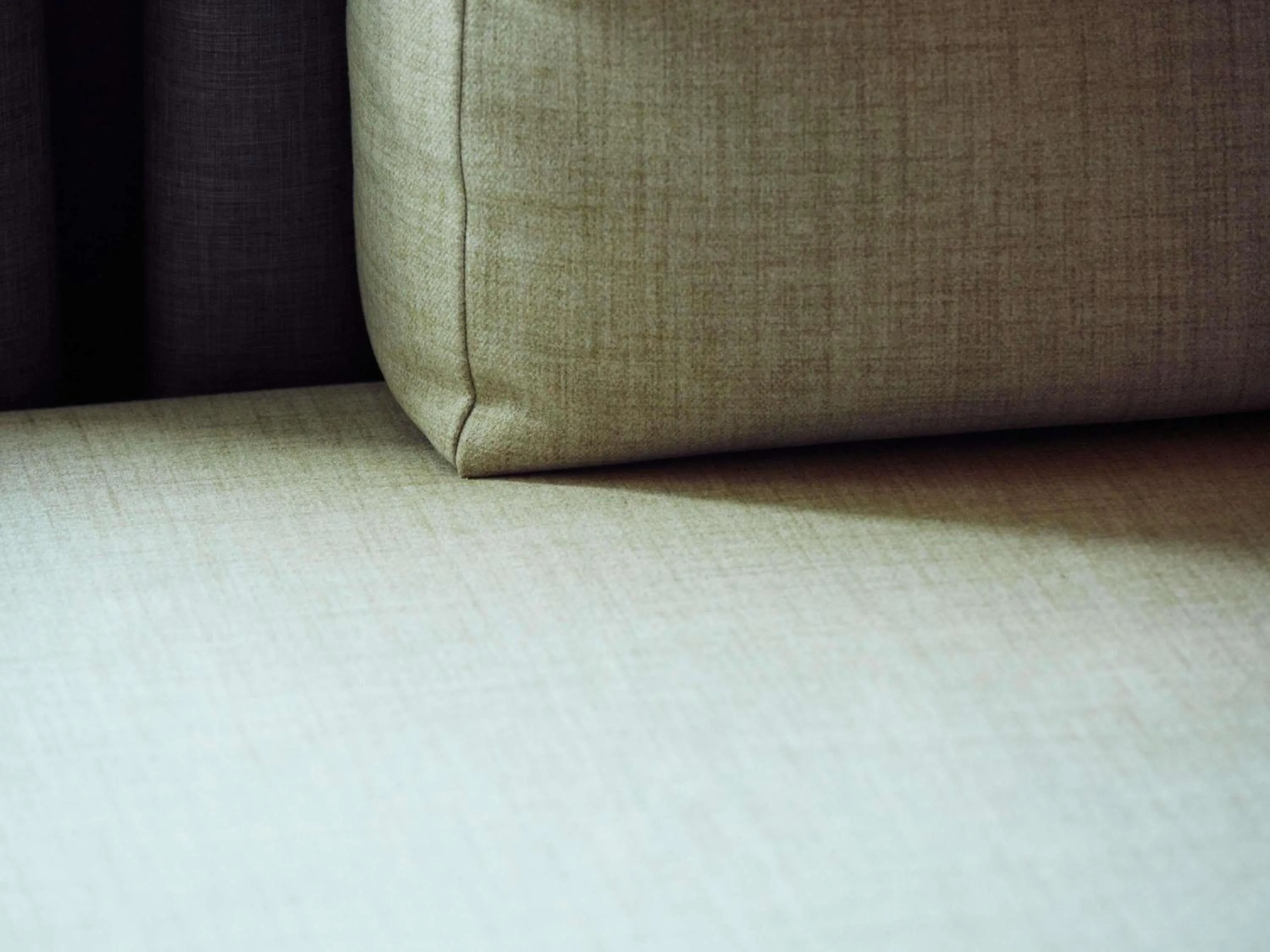 Bedroom, Bed in Novotel Zürich Airport Messe - newly renovated