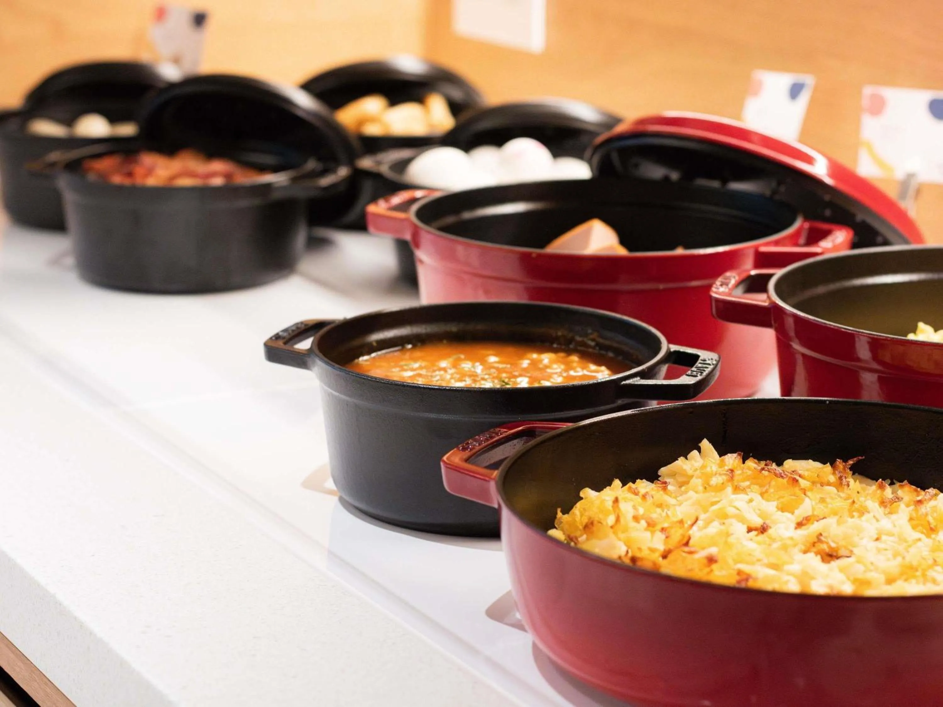 Restaurant/places to eat in Novotel Zürich Airport Messe - newly renovated