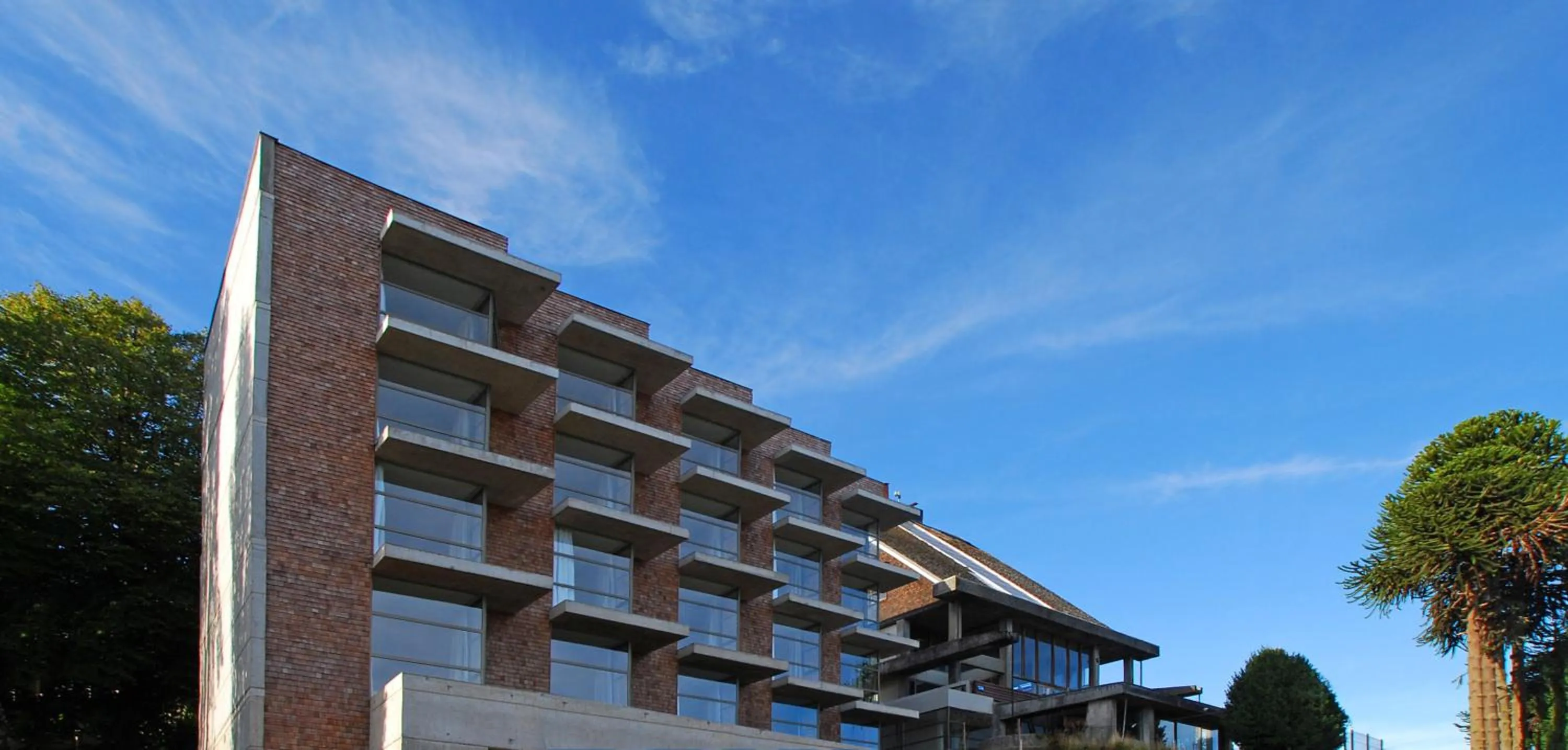 Facade/entrance in Hotel de Castro