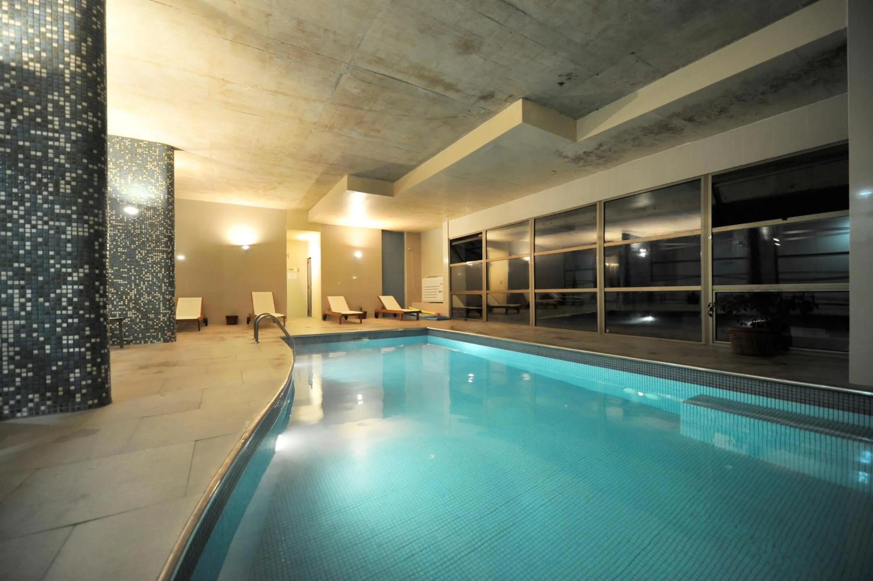 Pool view in Hotel de Castro