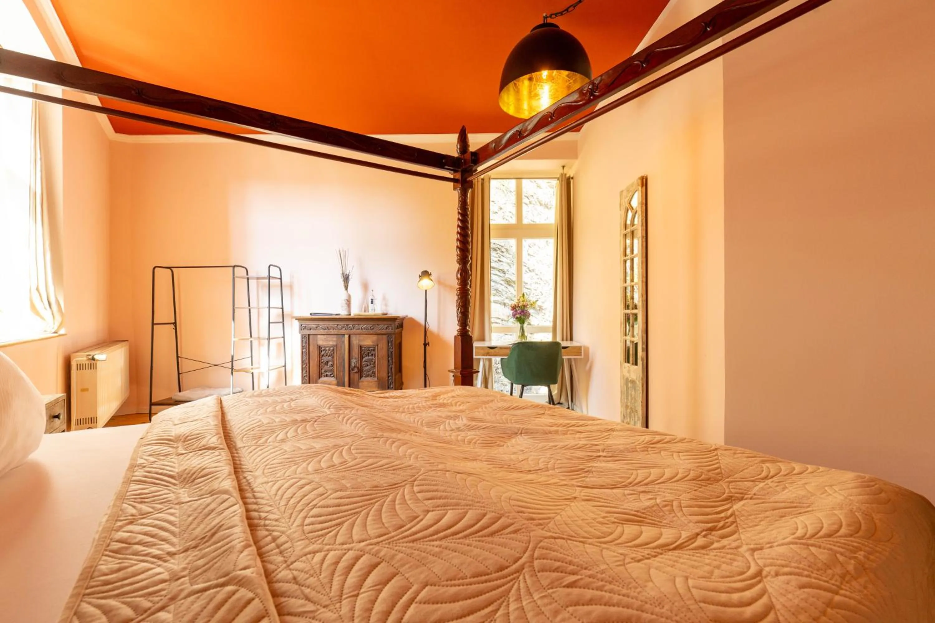 Photo of the whole room, Bed in Schloss Arenfels