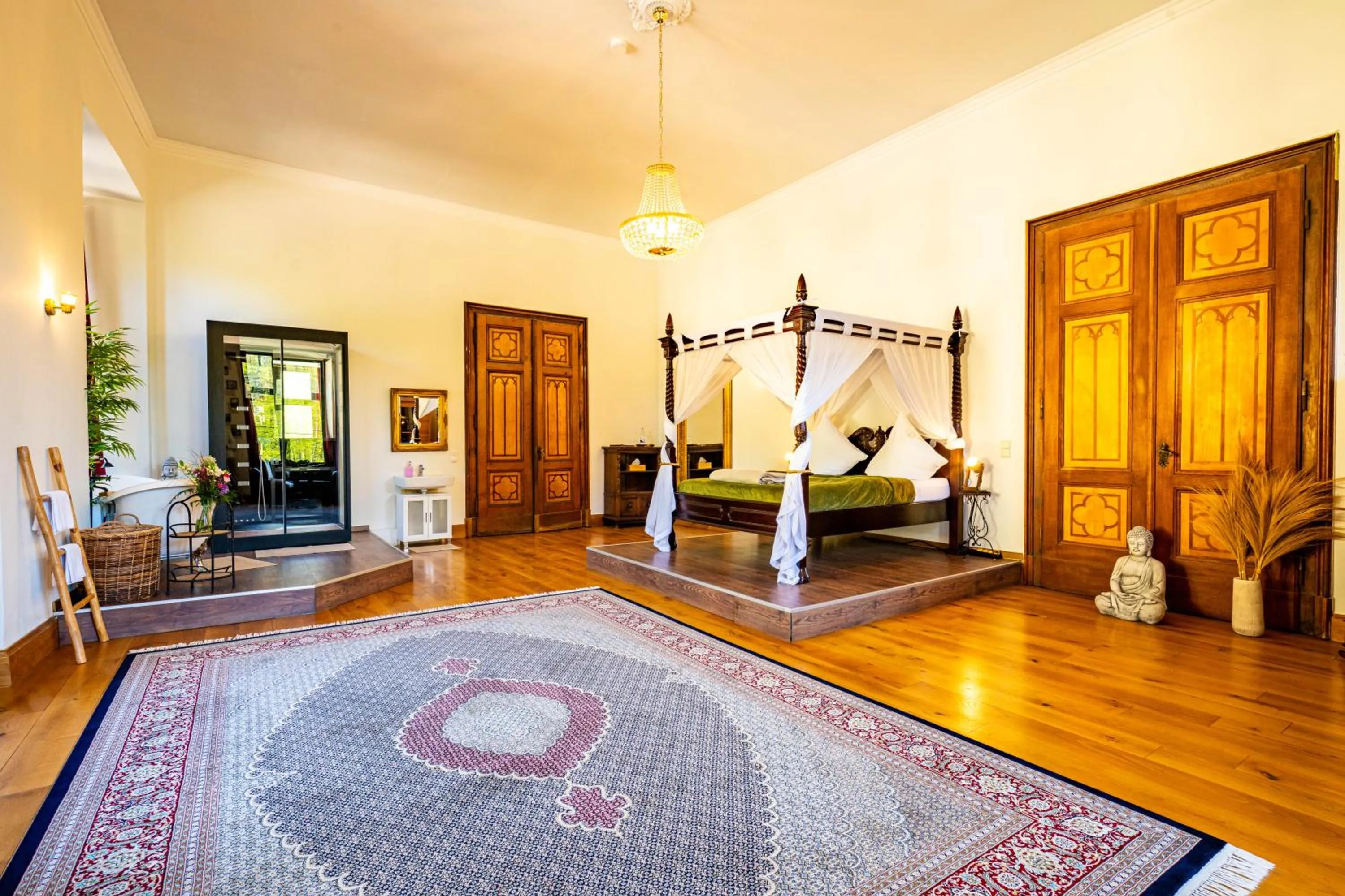 Photo of the whole room in Schloss Arenfels