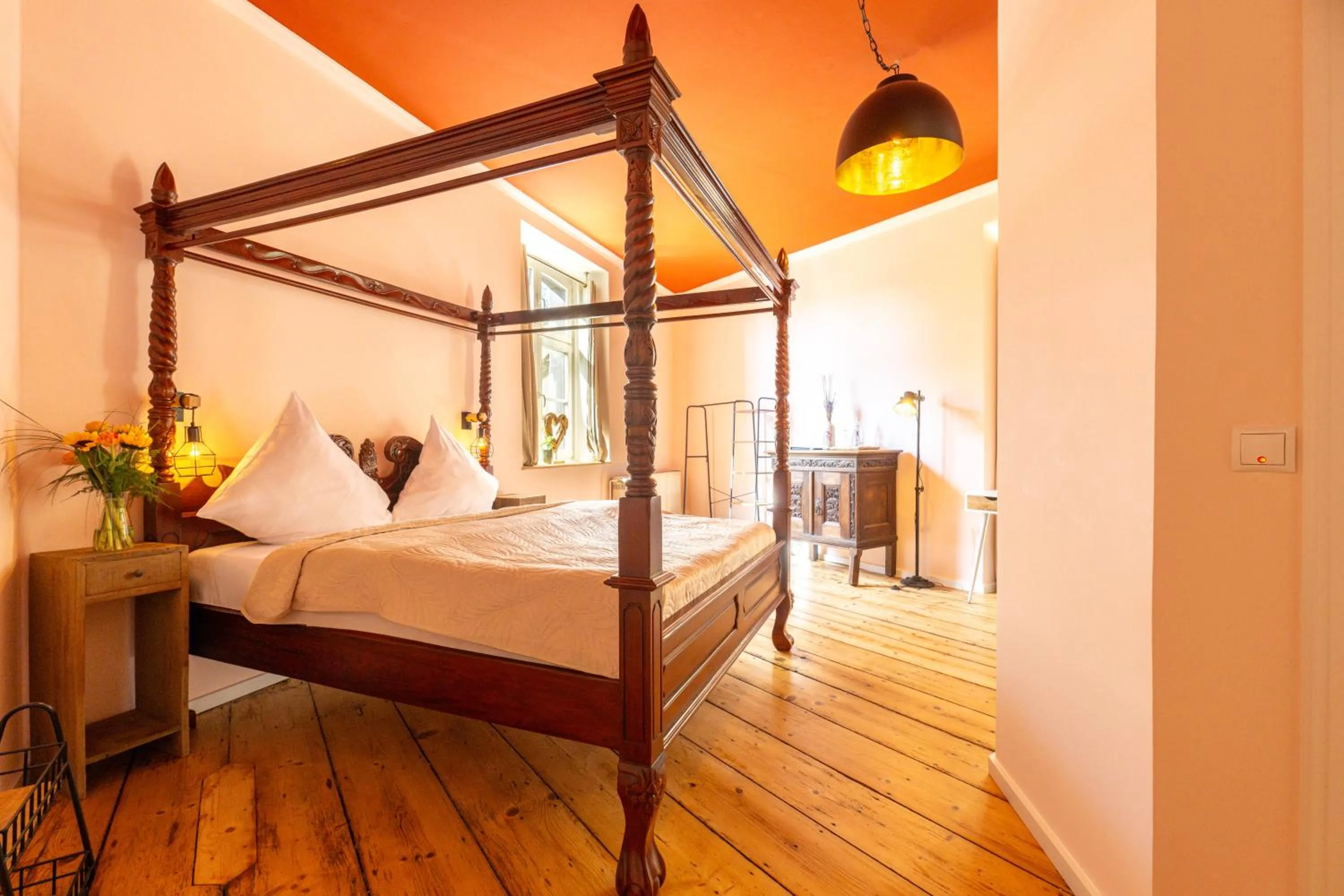 Photo of the whole room, Bed in Schloss Arenfels