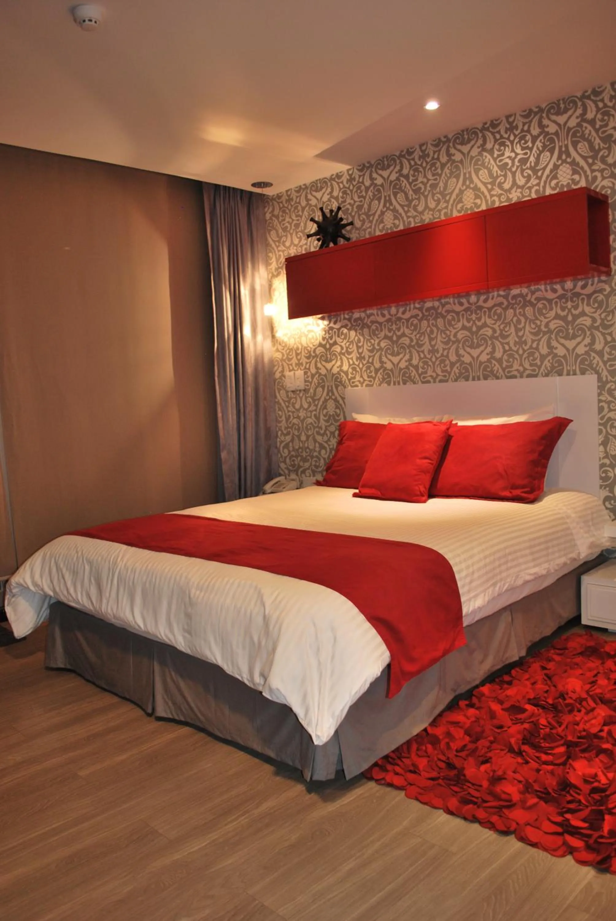 Bed in Rioné Hotel Boutique