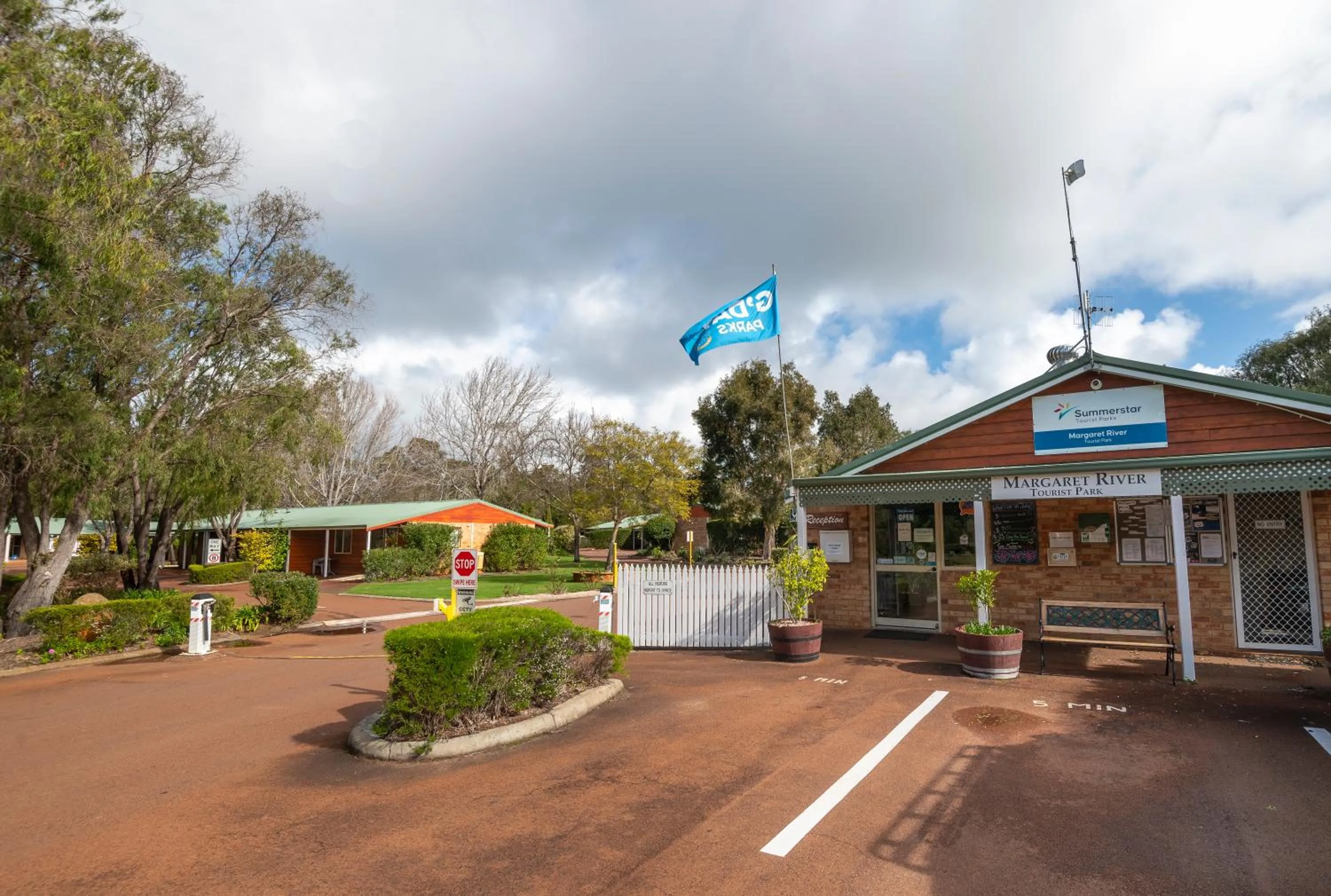 Facade/entrance in Margaret River Tourist Park