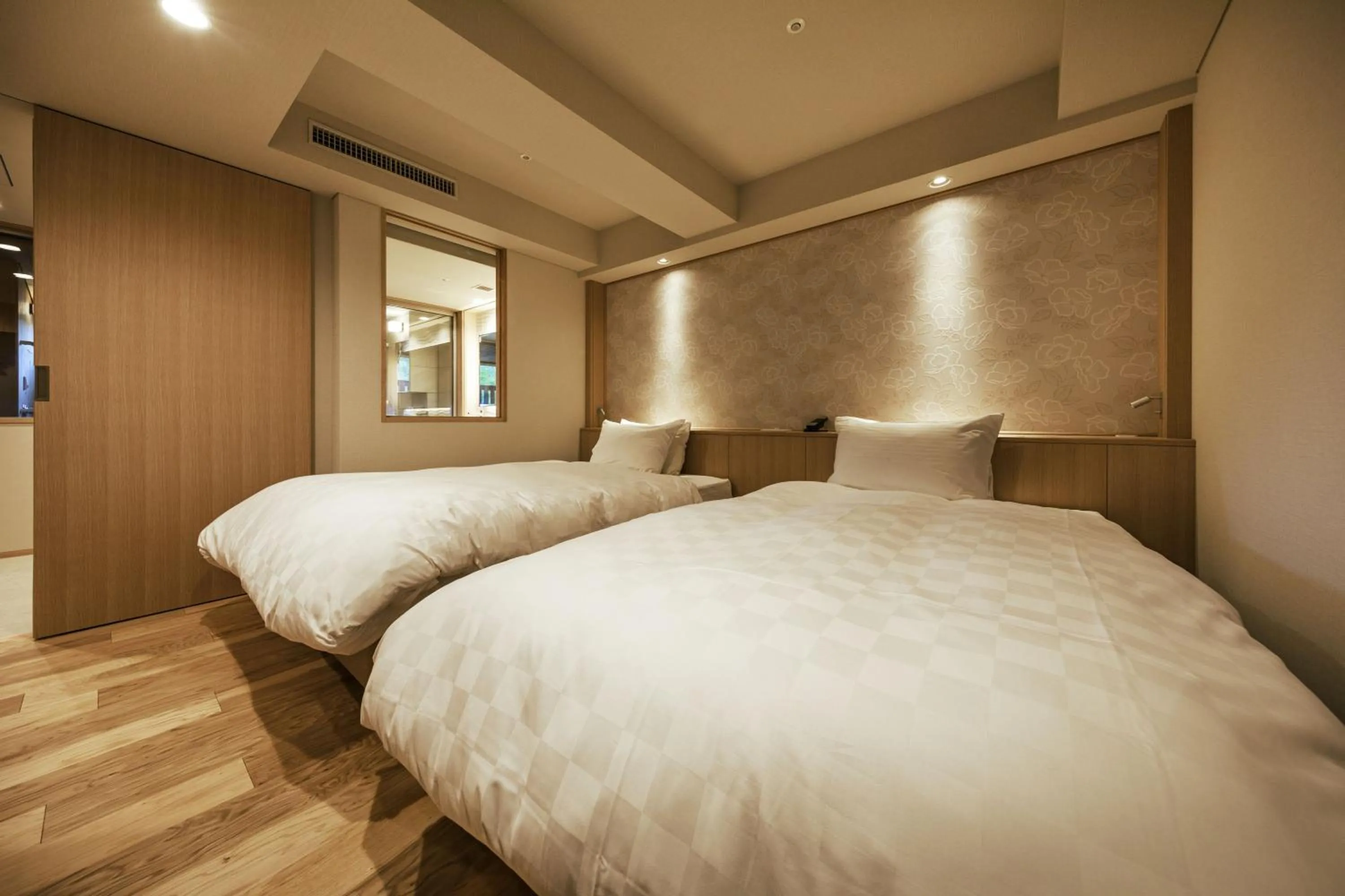 Bedroom, Bed in Hotel Mahoroba