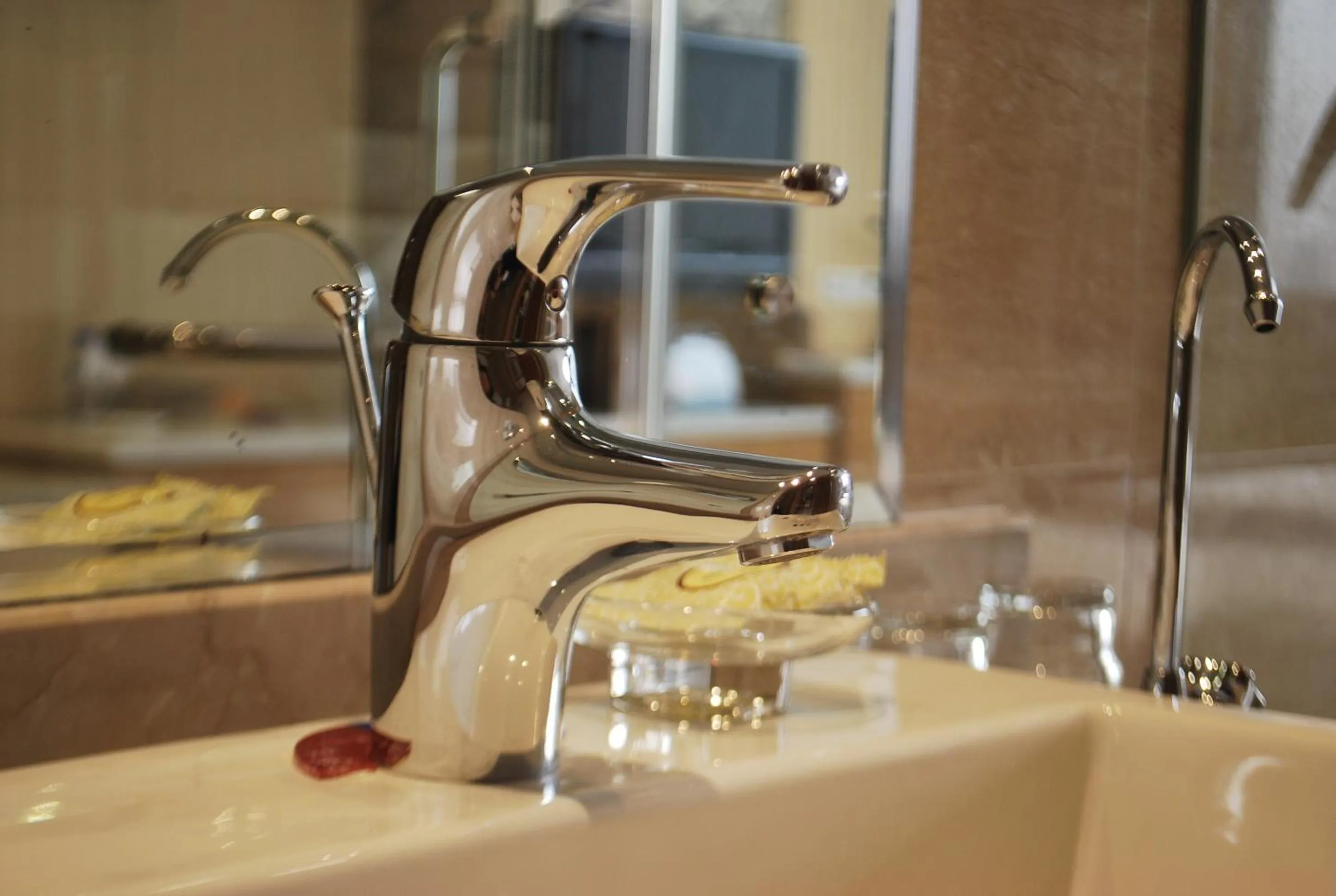 Bathroom in The Center Hotel Weihai