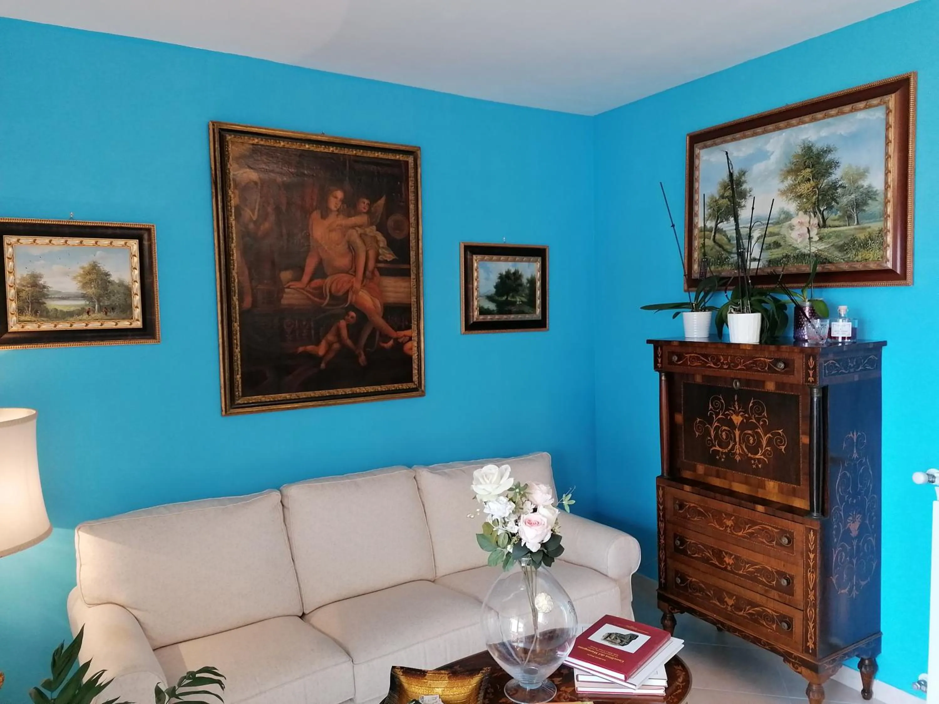 Living room in B&BYanet's Beautiful House