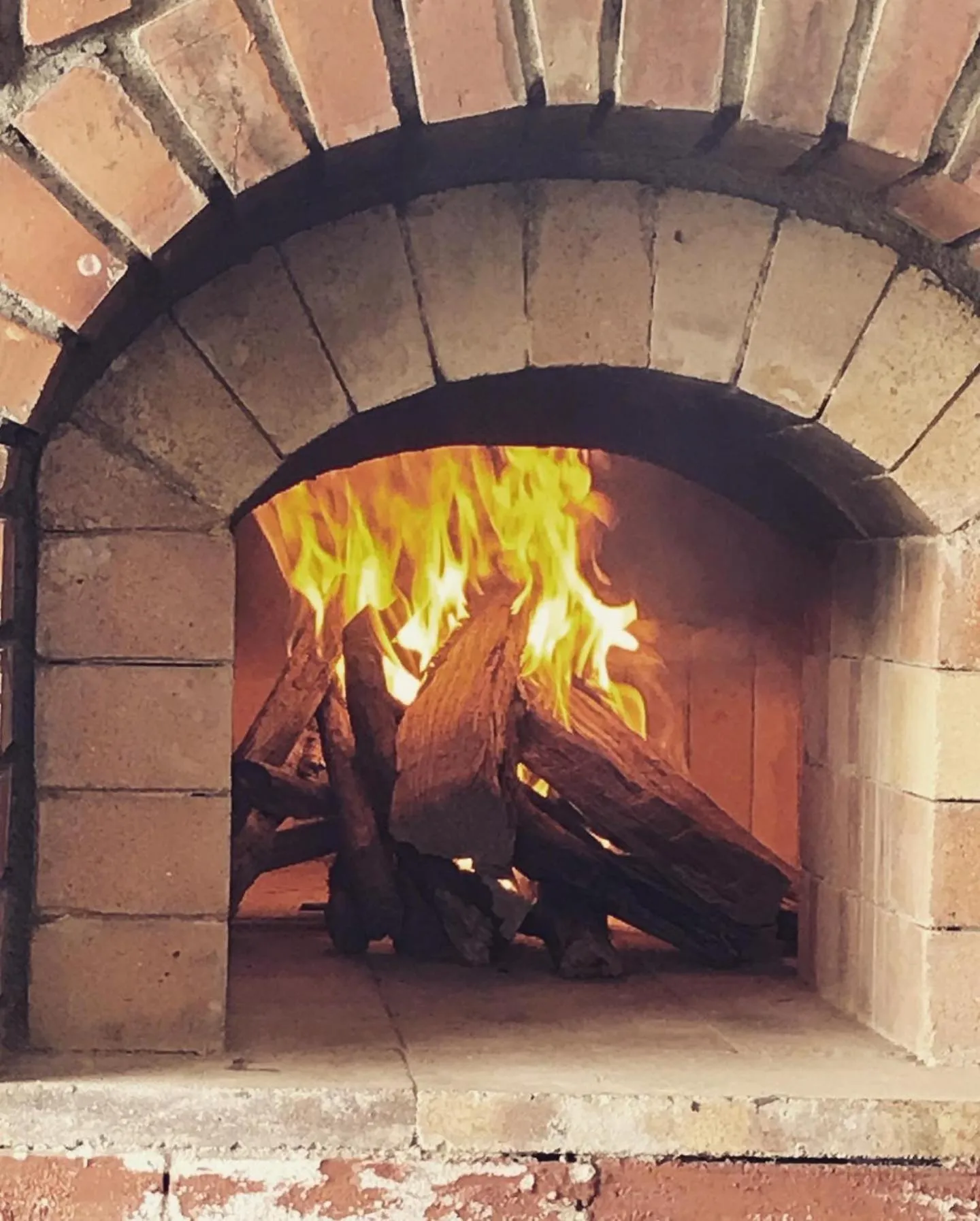 Restaurant/places to eat in Bungalow By The Beach