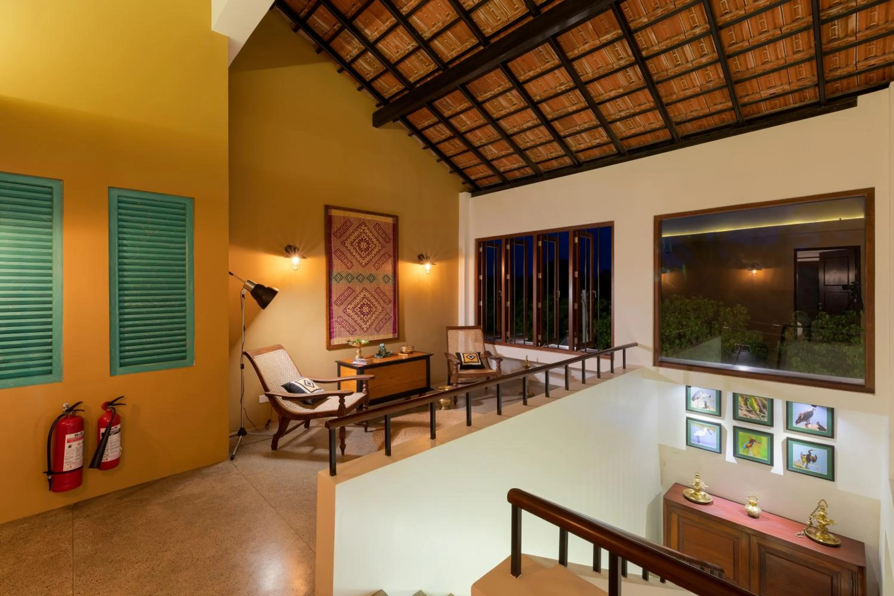 Library in Bungalow By The Beach