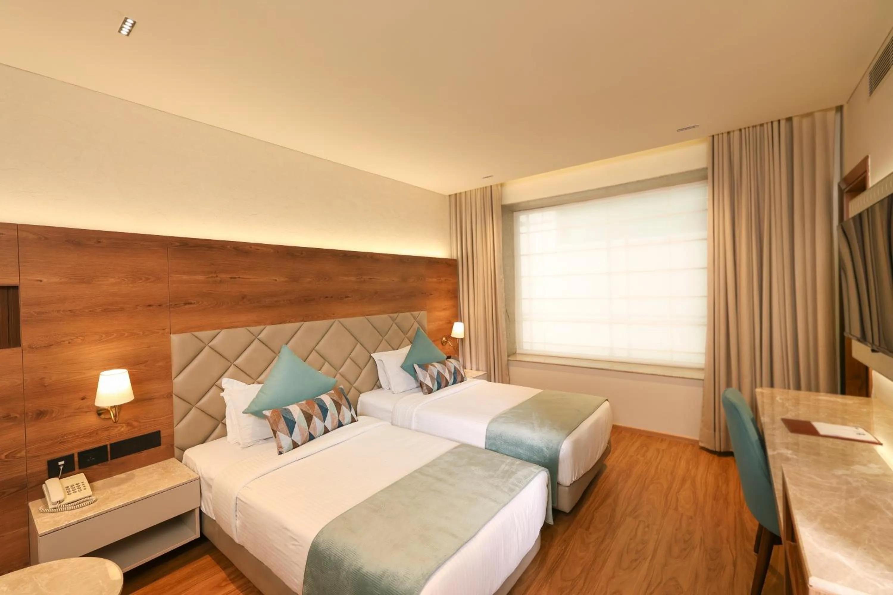 Bed in Indus Biznotel