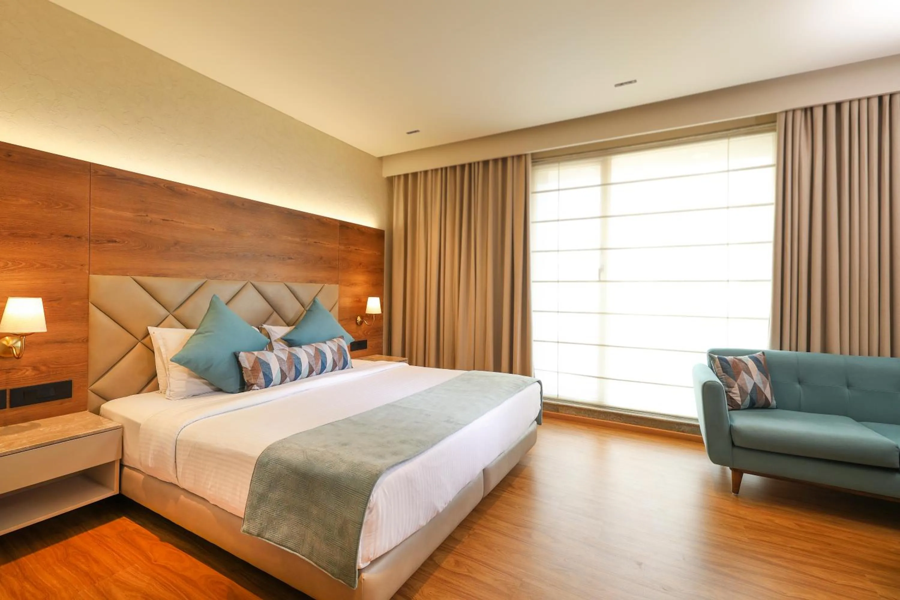 Bed in Indus Biznotel