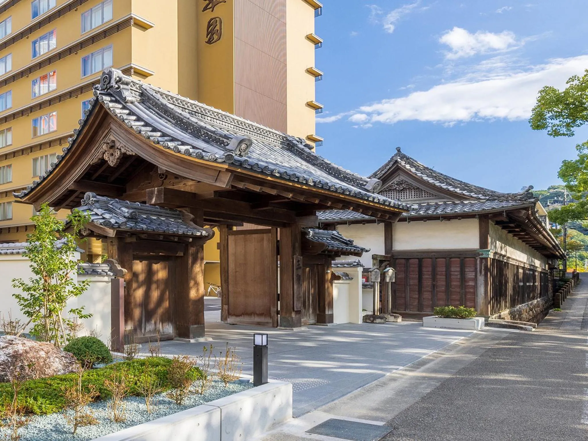 Property building in Sansuien