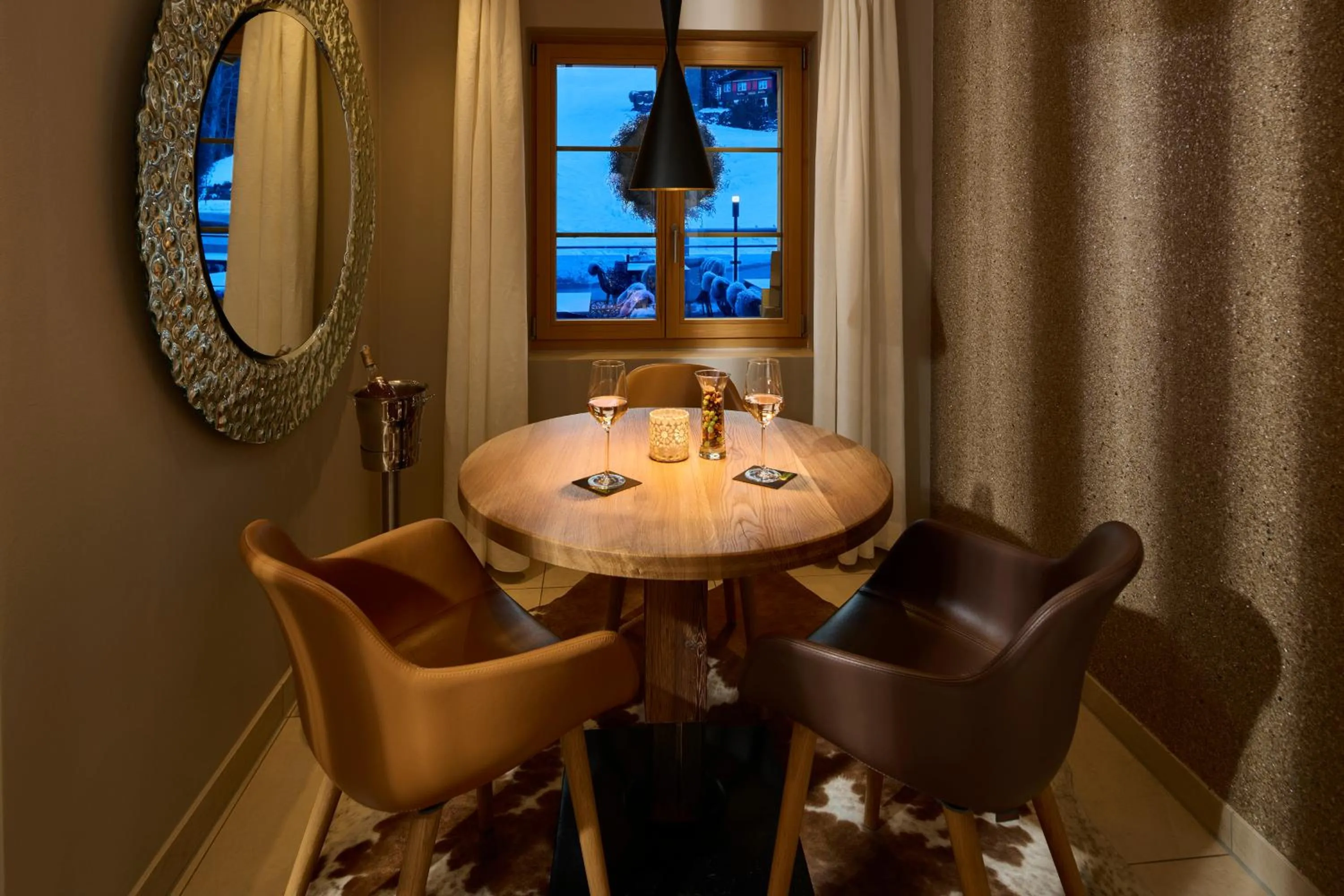 Restaurant/places to eat in Aspen Alpine Lifestyle Hotel