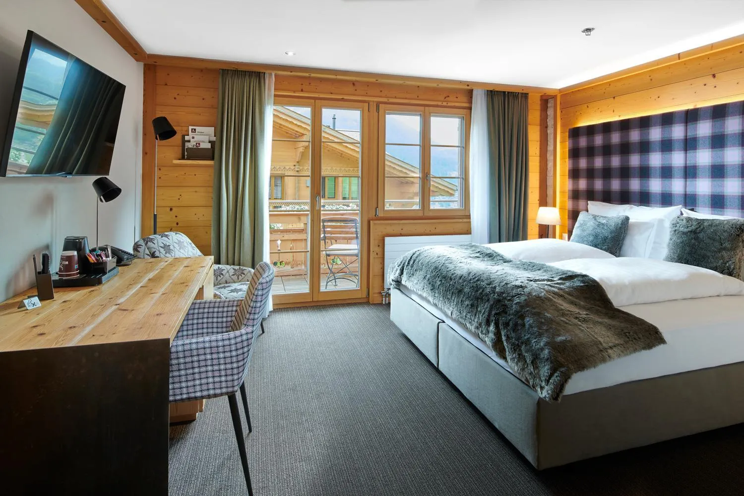 Bedroom, Bed in Aspen Alpine Lifestyle Hotel