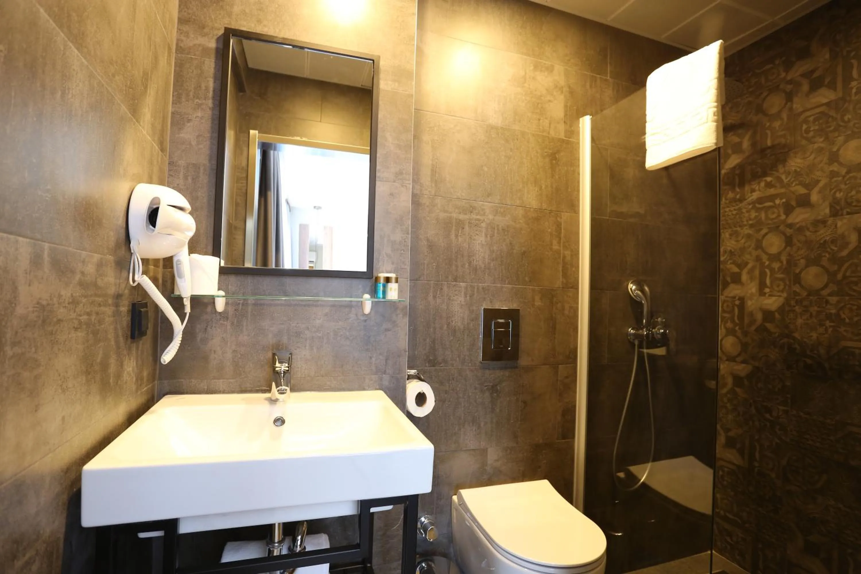 Bathroom in Arach Hotel Harbiye