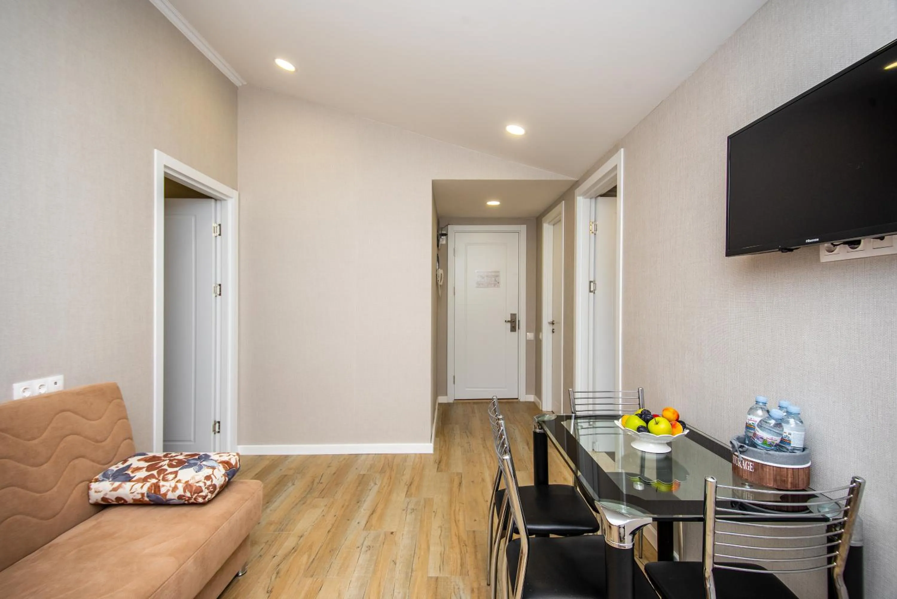 TV and multimedia in Margi Boutique Hotel by DNT Group