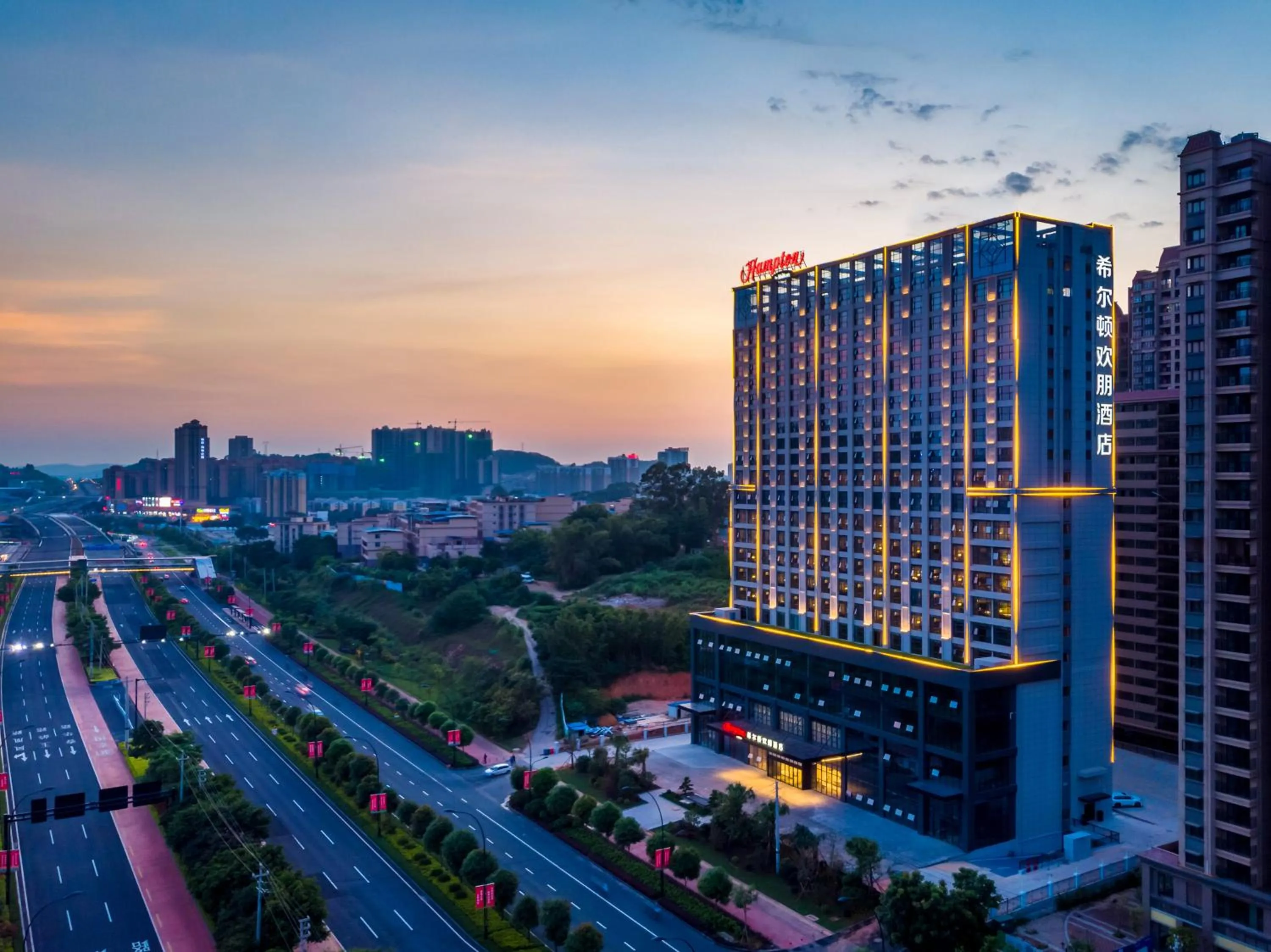 Property building in Hampton by Hilton Nanning Wuxiang