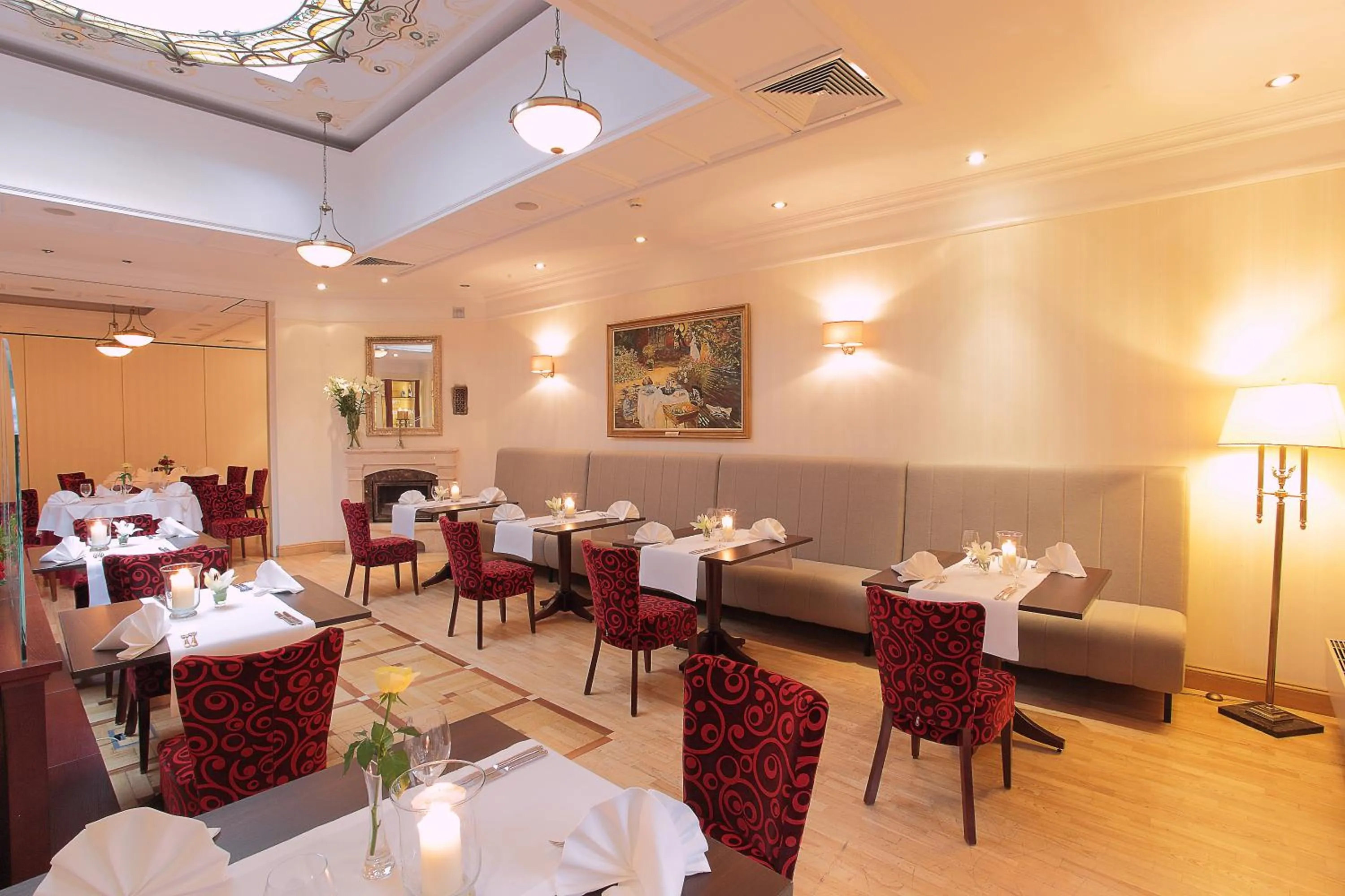 Restaurant/places to eat in Branicki Boutique Rooms