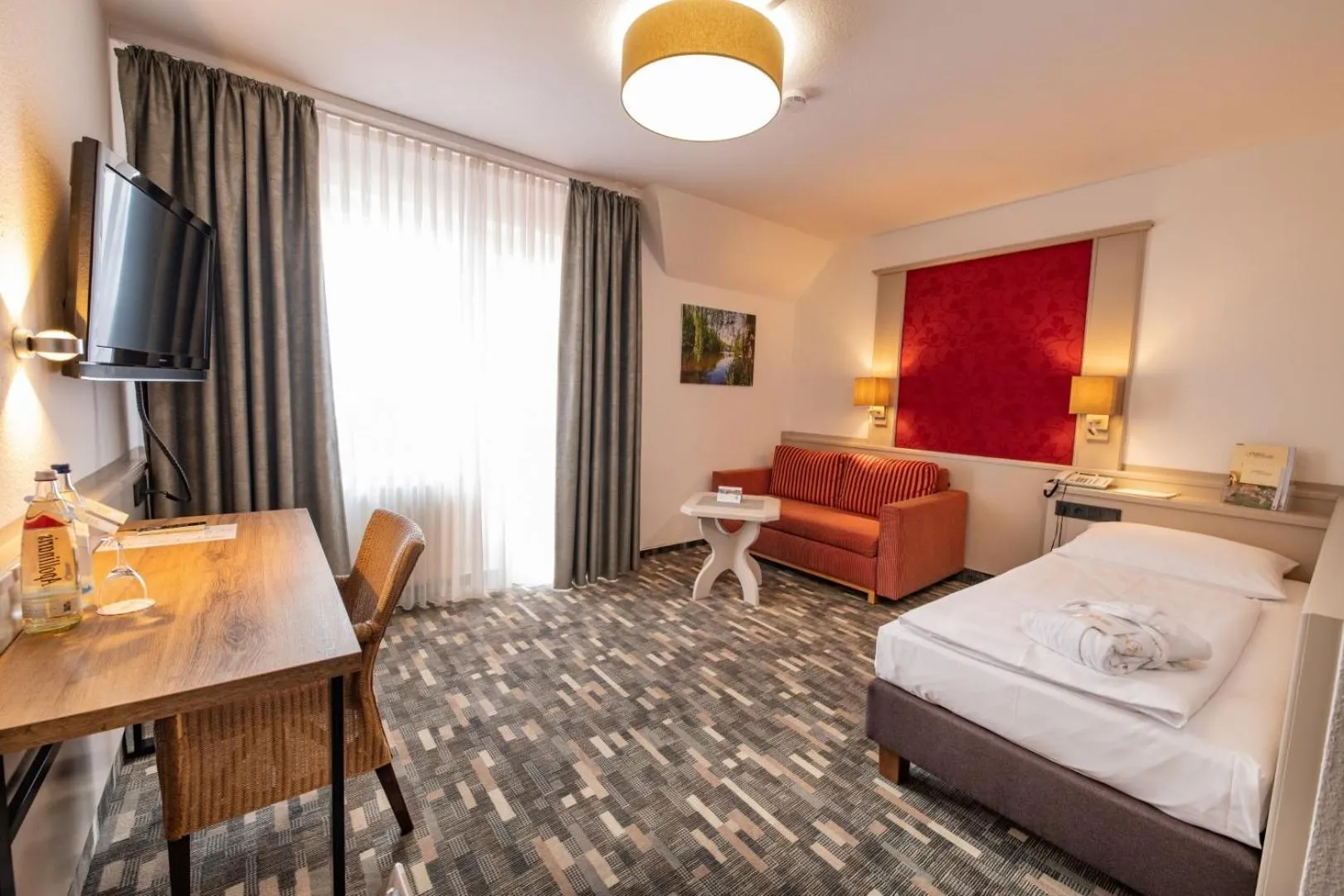 Photo of the whole room, Bed in Göbels Hotel Rodenberg