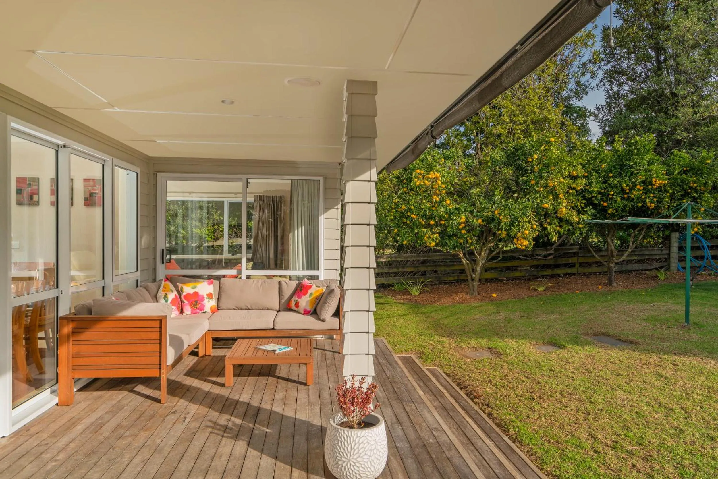 Shower in Hahei Haven - Hahei Holiday Home
