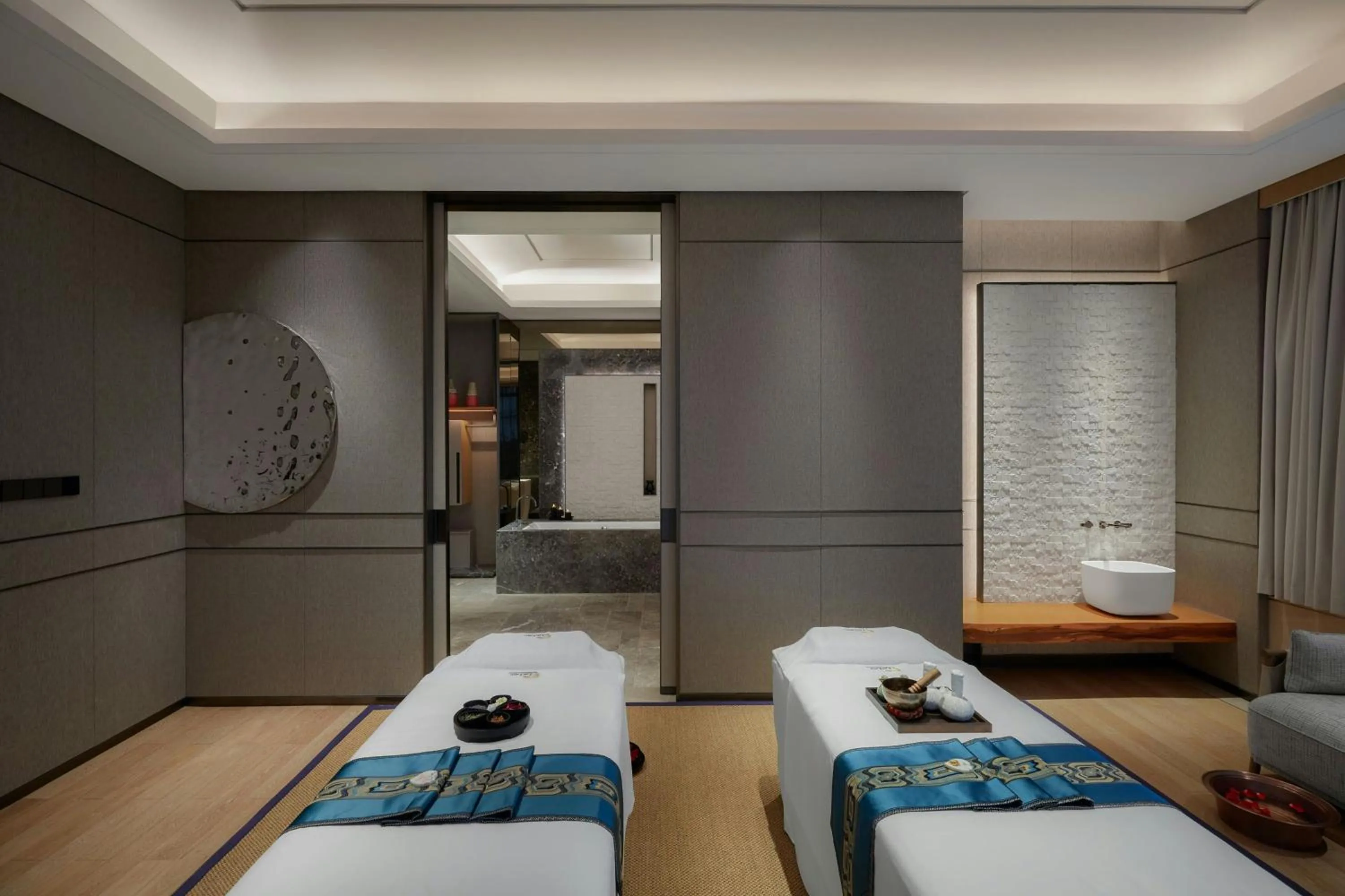 Spa and wellness centre/facilities, Bed in Sheraton Guangzhou Panyu