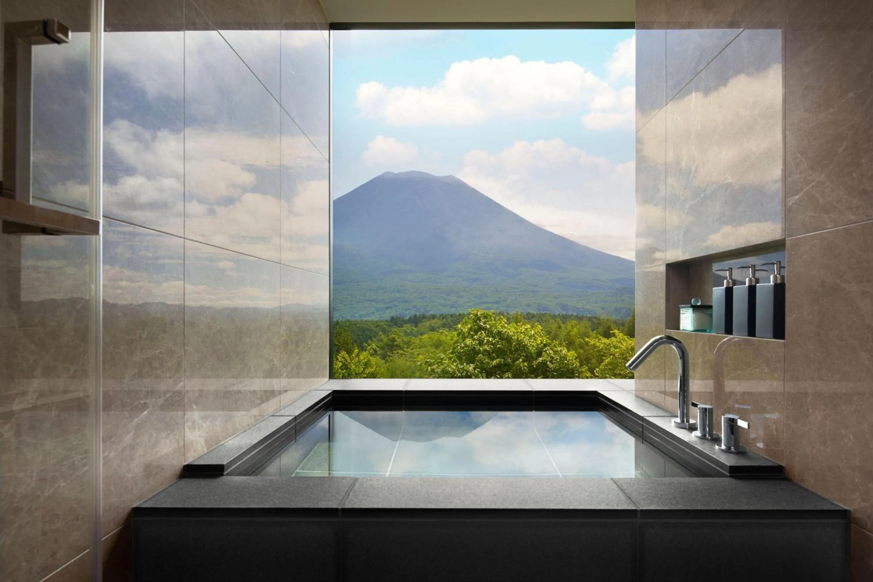 Bathroom in Higashiyama Niseko Village, a Ritz-Carlton Reserve