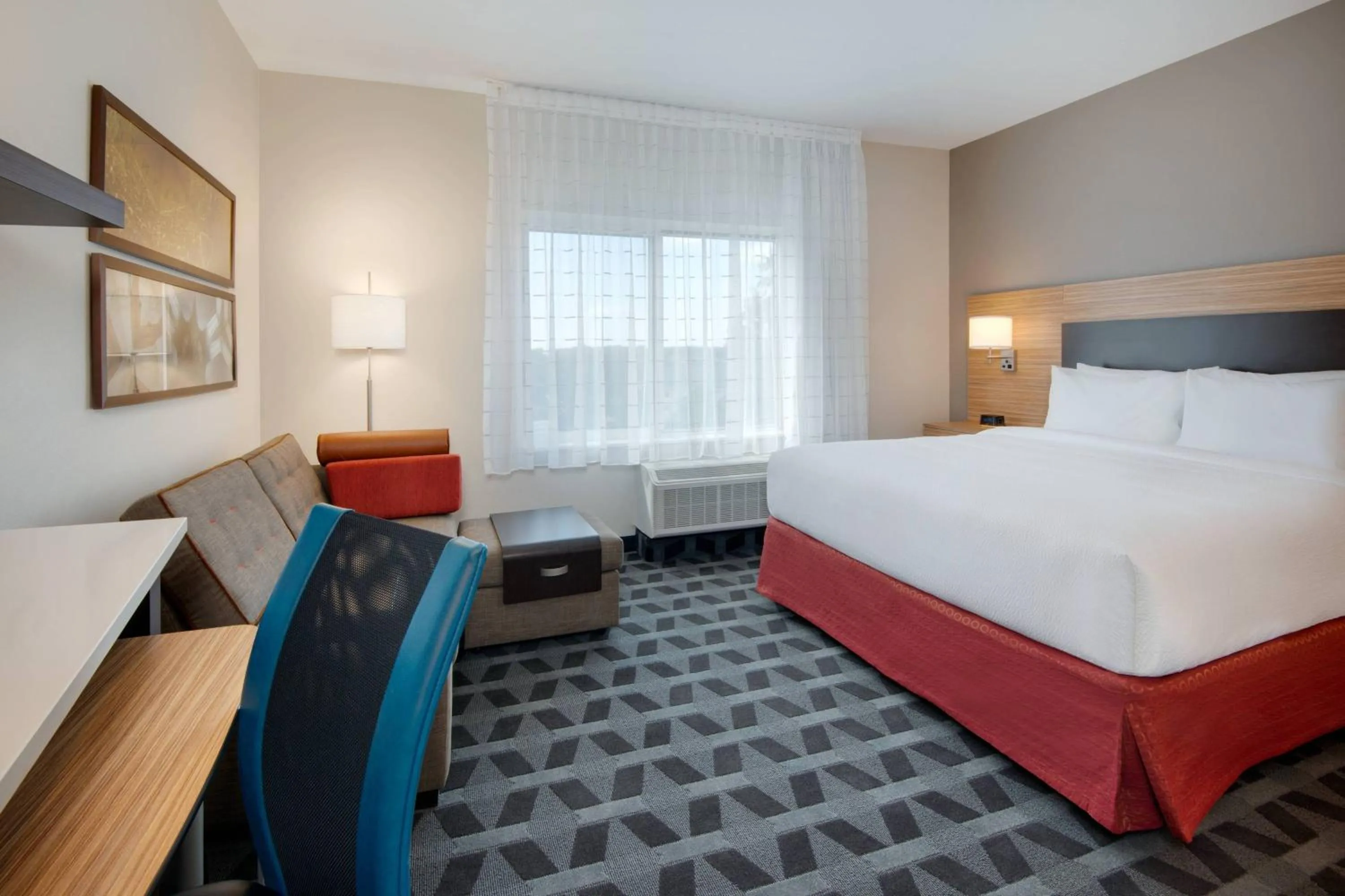 Photo of the whole room, Bed in TownePlace Suites by Marriott Niceville Eglin AFB Area