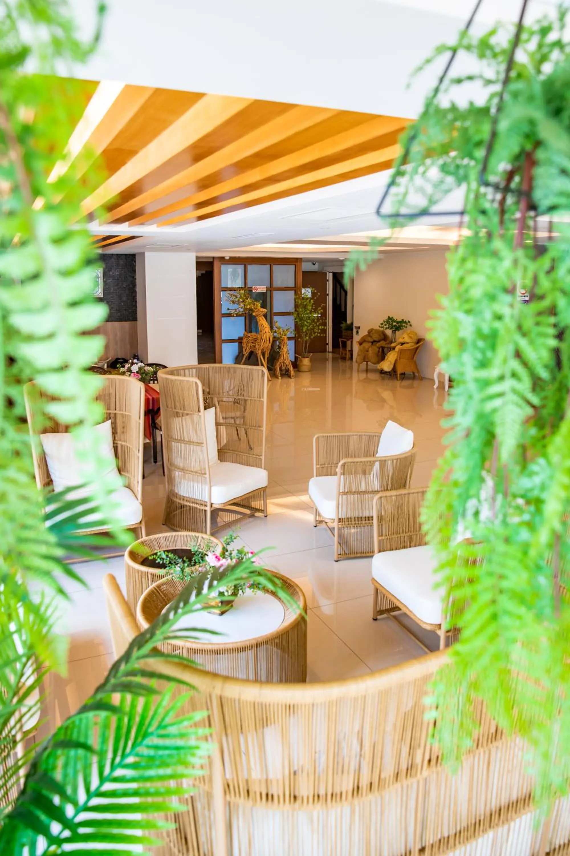 Lobby or reception in Lovestar Lakeside Hotel - Starlight Building