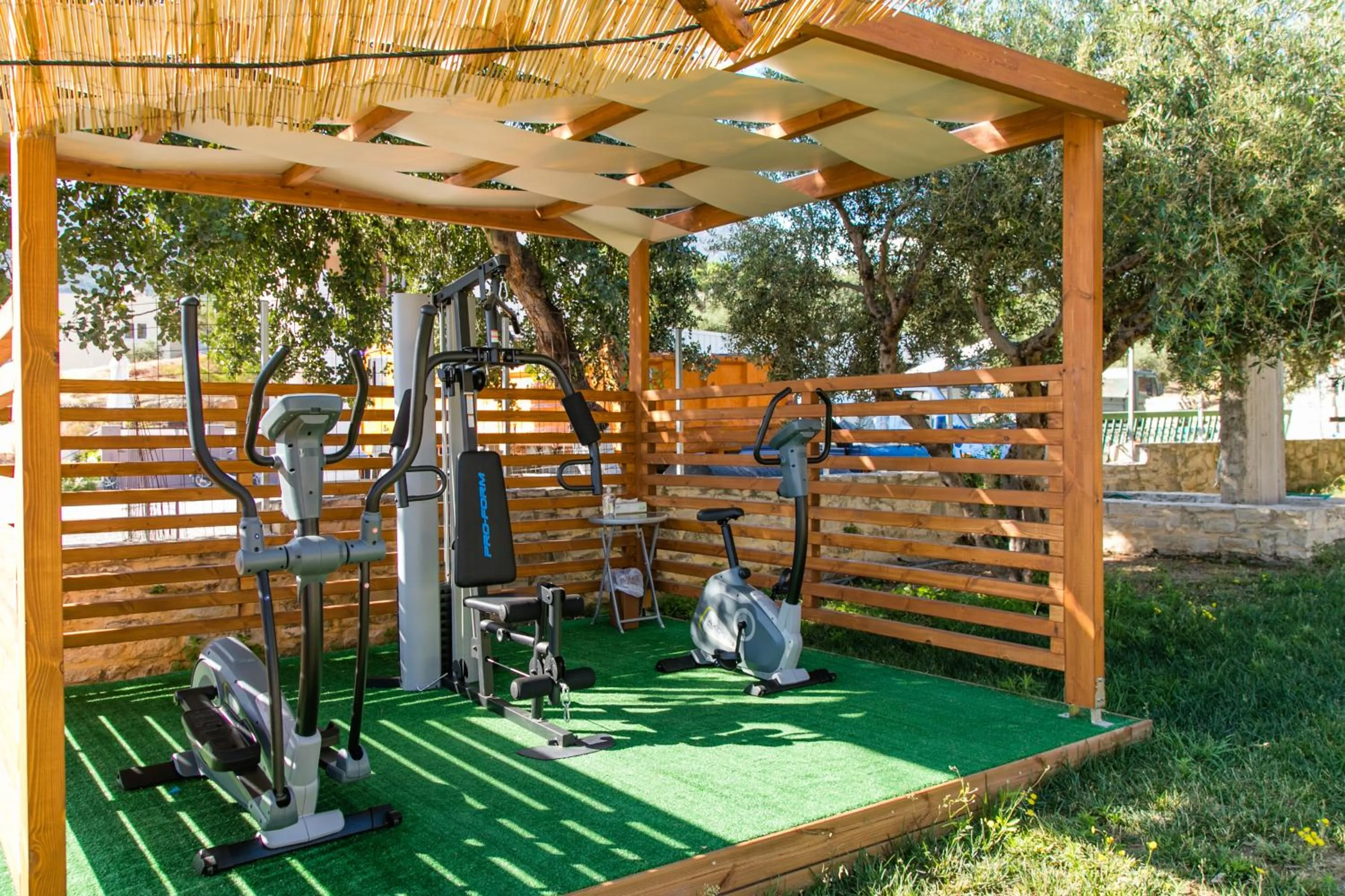 Fitness centre/facilities in Resol Hotel